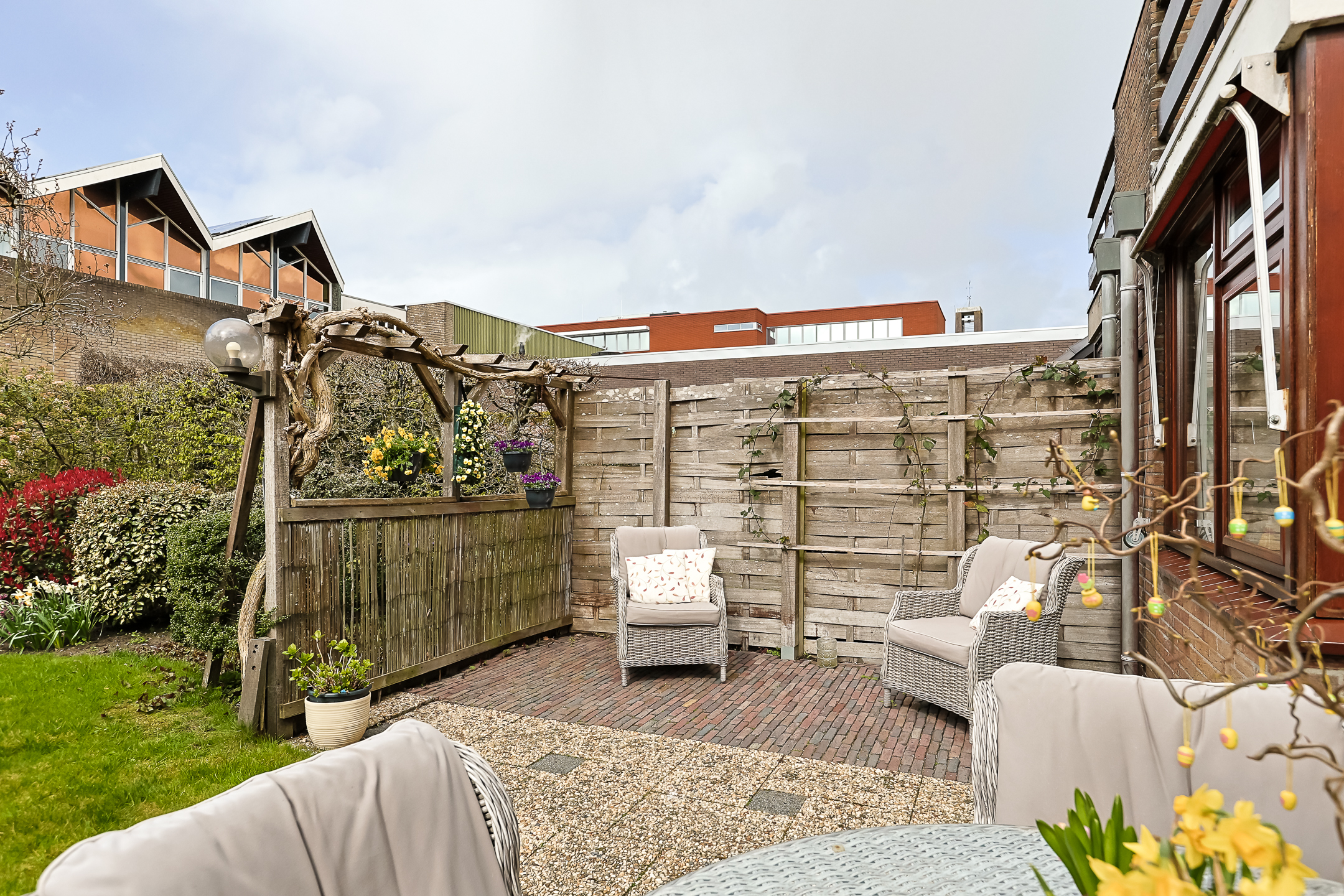 Eengezinswoning Geschakelde twee onder een kapwoning Amalia Van Solmsstraat 7, Alphen aan den Rijn