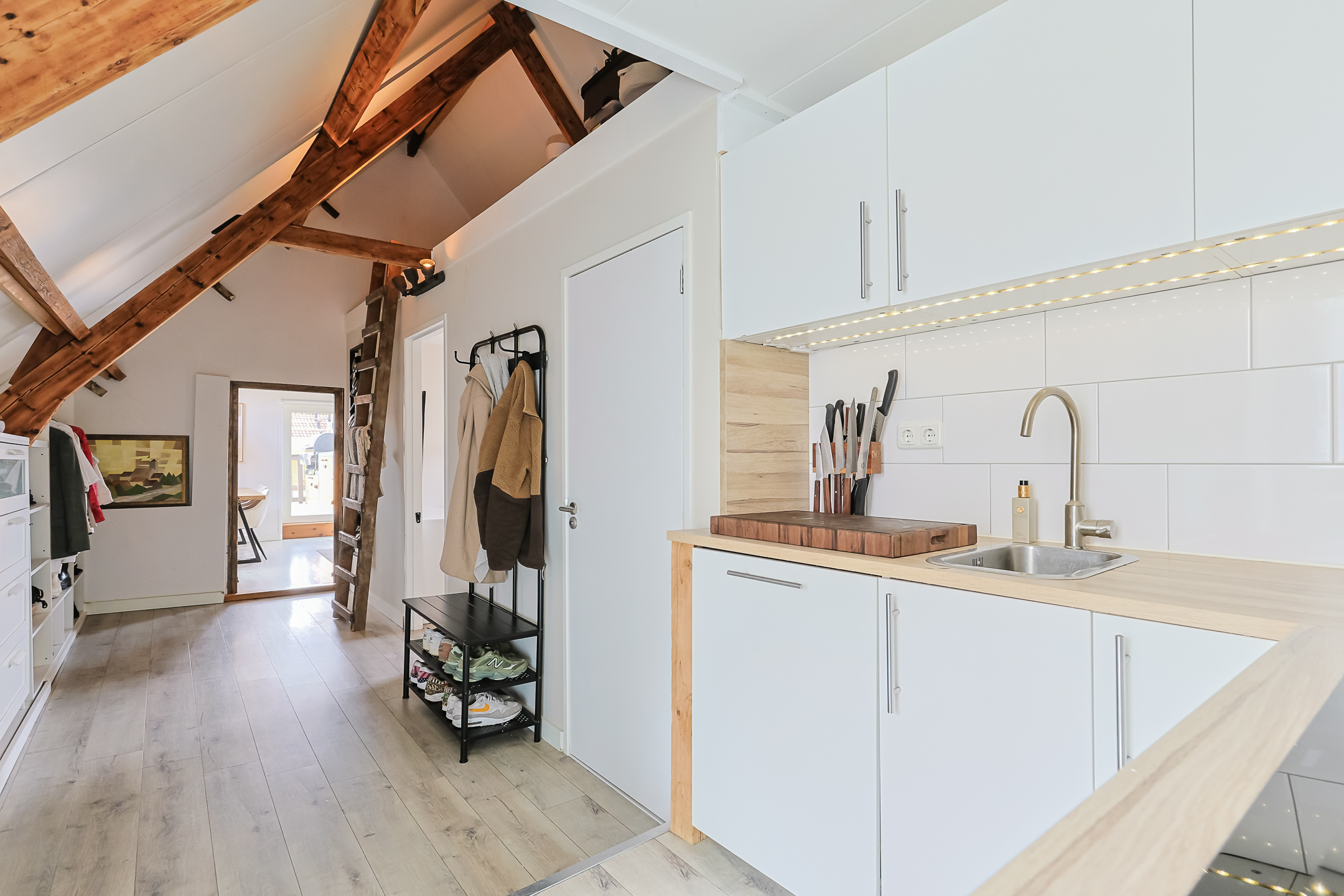 Bovenwoning Appartement Comriekade 11c, Woubrugge