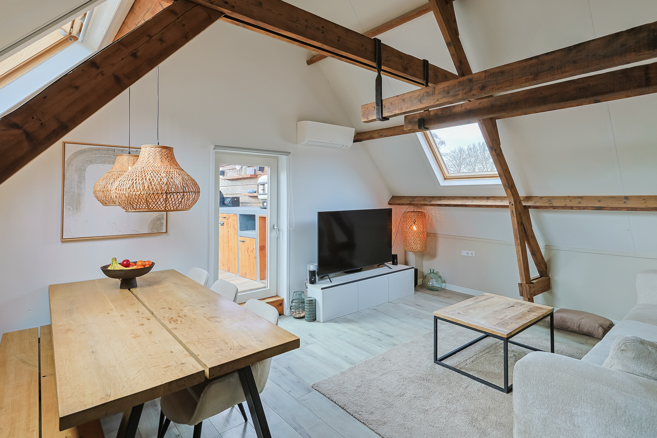 Bovenwoning Appartement Comriekade 11c, Woubrugge