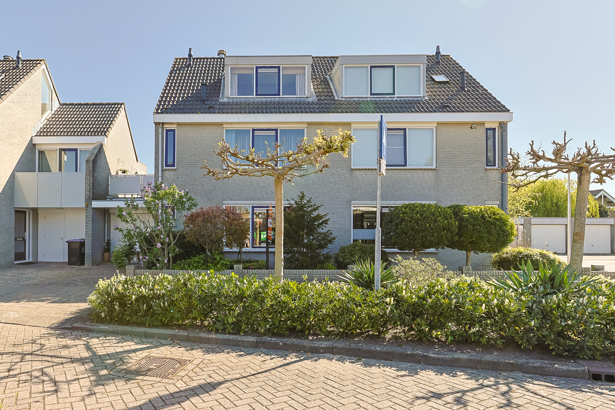 Eengezinswoning Twee onder een kapwoning De Til 60, Koudekerk aan den Rijn