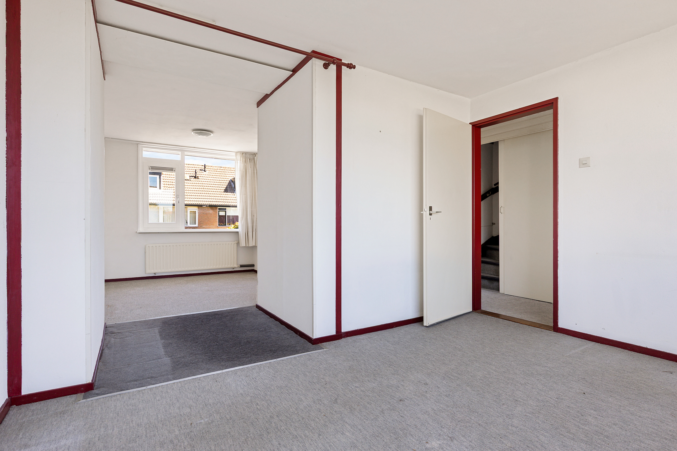 Eengezinswoning Tussenwoning Julianalaan 3, Woubrugge