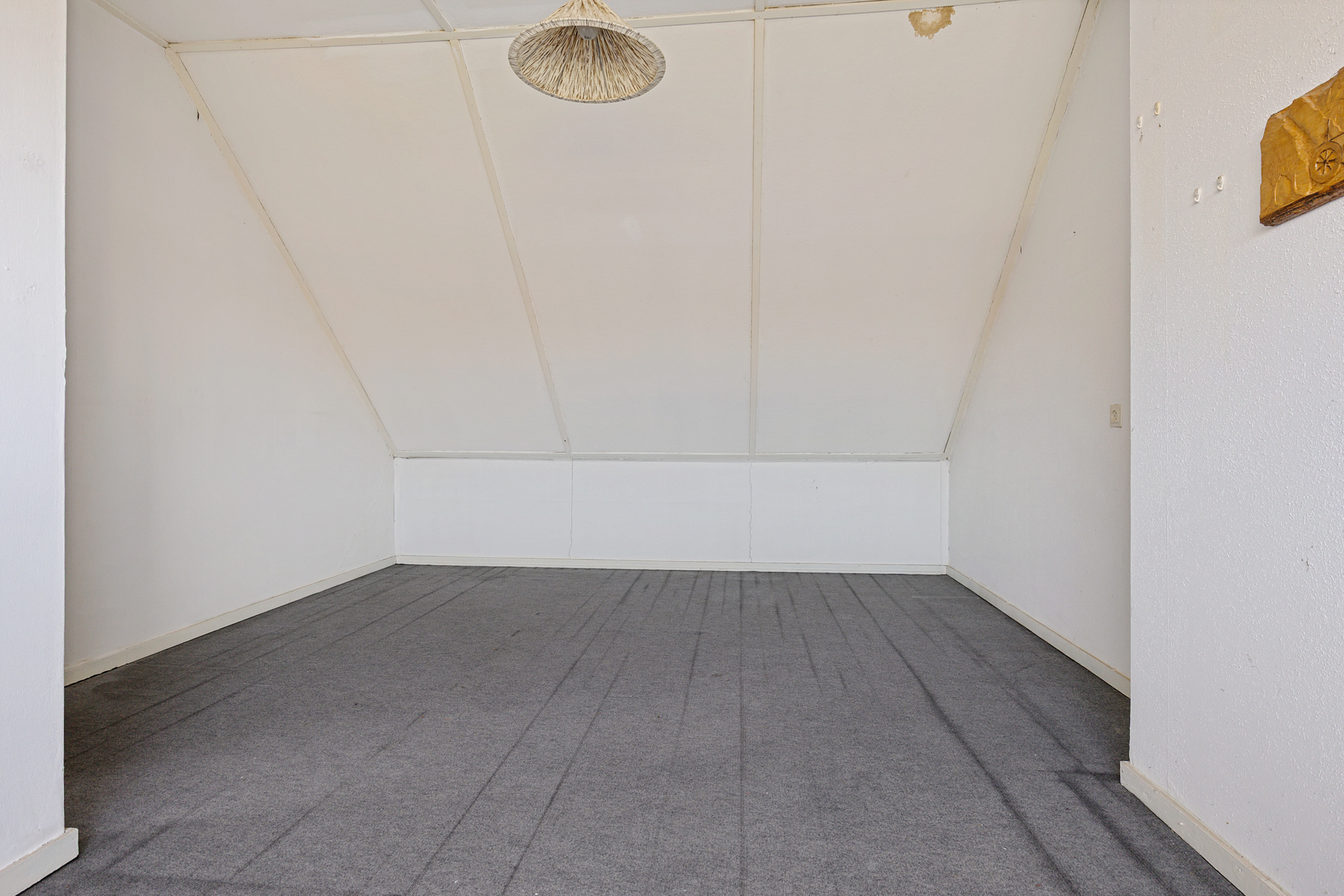 Eengezinswoning Tussenwoning Julianalaan 3, Woubrugge