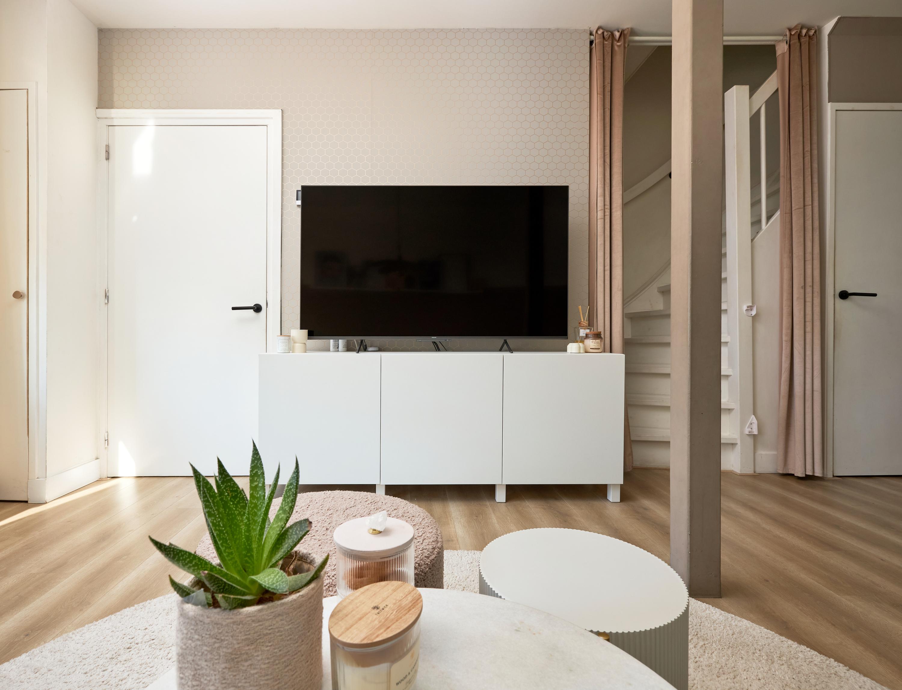 Eengezinswoning Tussenwoning Willemstraat 14, Alphen aan den Rijn