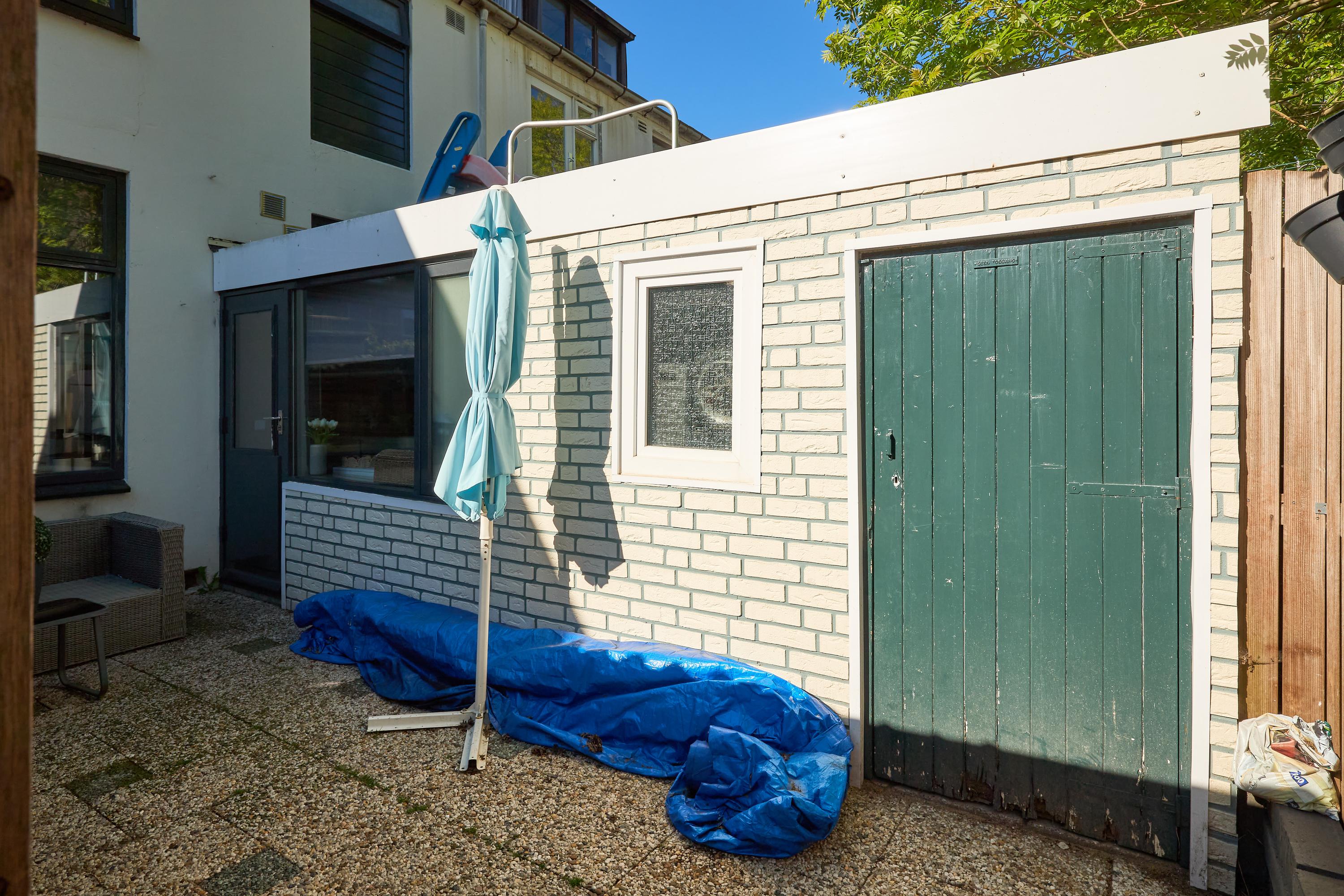 Eengezinswoning Tussenwoning Willemstraat 14, Alphen aan den Rijn