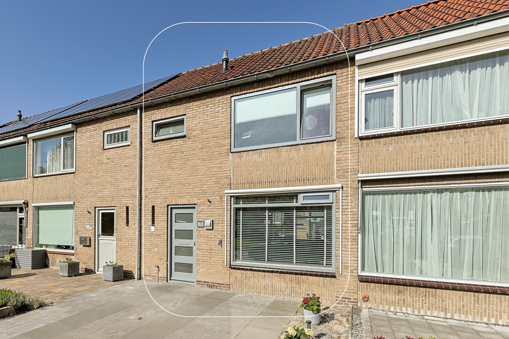 Eengezinswoning Tussenwoning Kastanjestraat 13, Alphen aan den Rijn