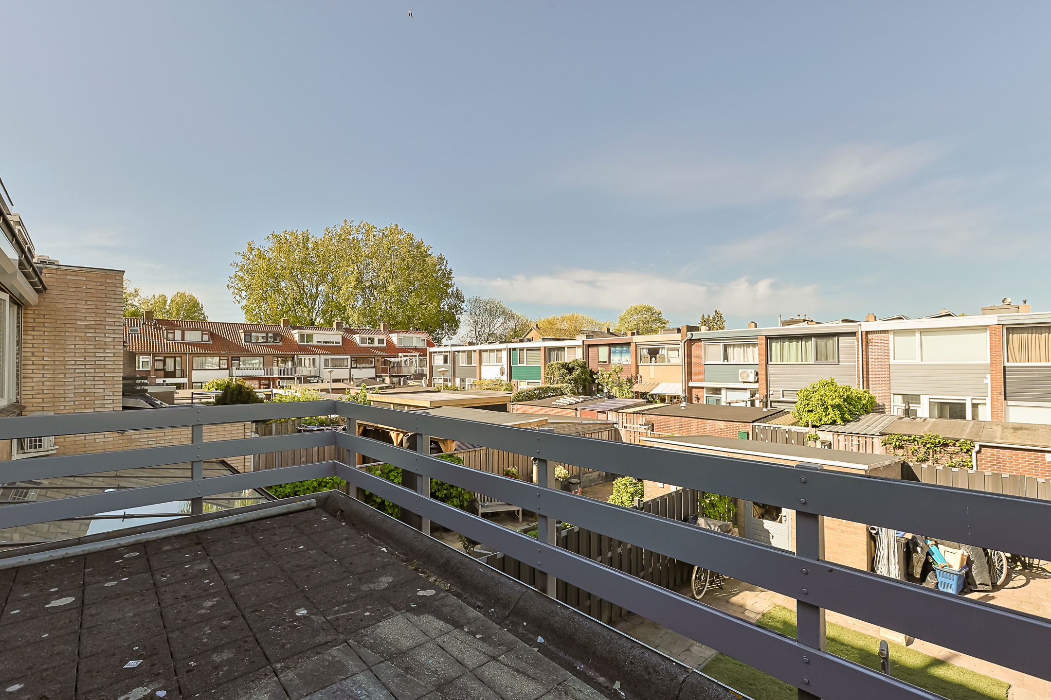 Eengezinswoning Tussenwoning Kastanjestraat 13, Alphen aan den Rijn