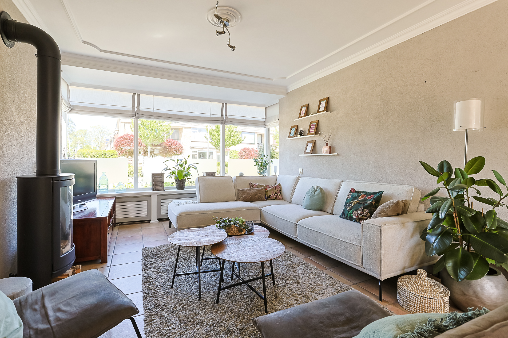 Eengezinswoning Hoekwoning Van Woudeweg 38, Woubrugge
