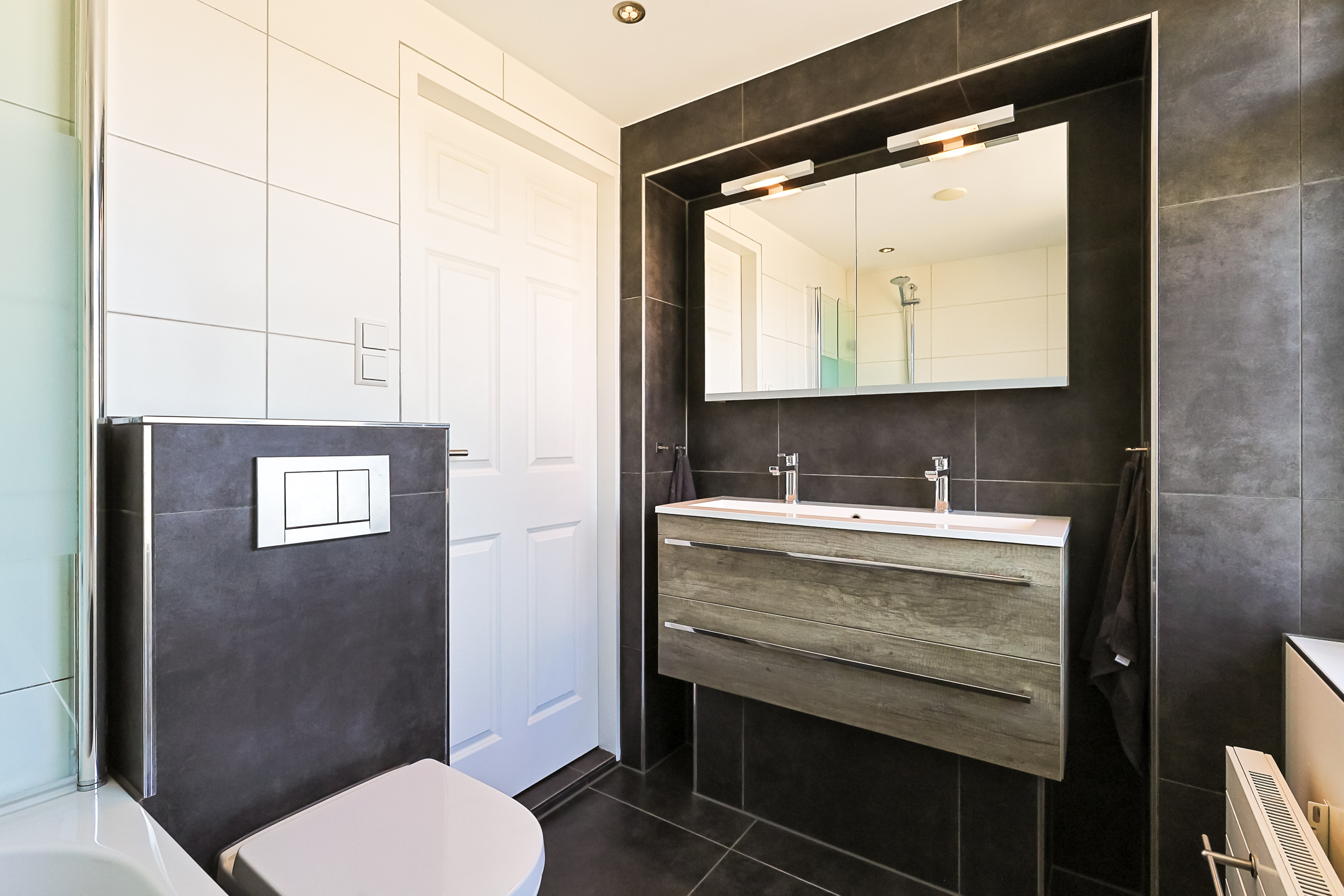 Eengezinswoning Hoekwoning Van Woudeweg 38, Woubrugge