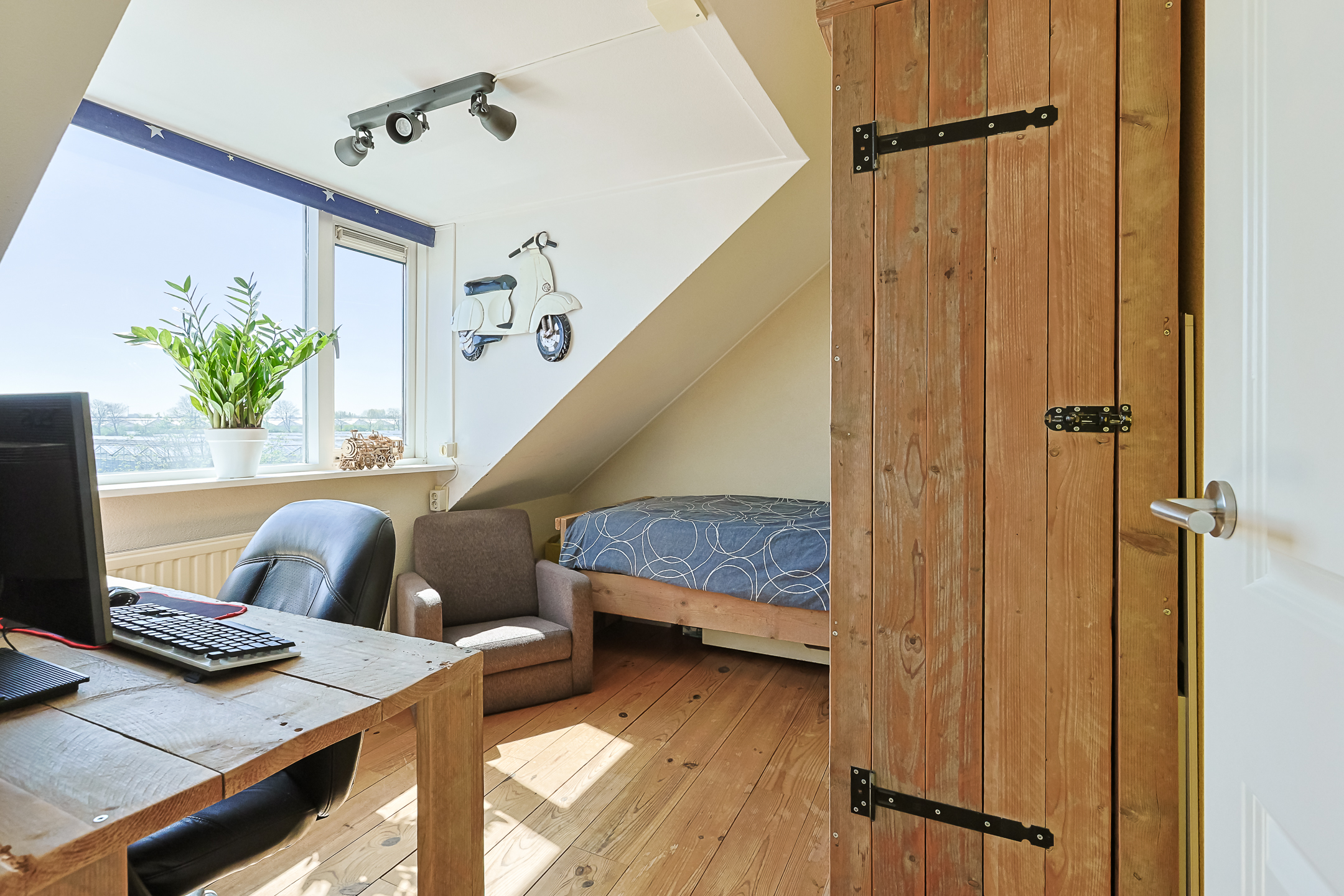 Eengezinswoning Hoekwoning Van Woudeweg 38, Woubrugge