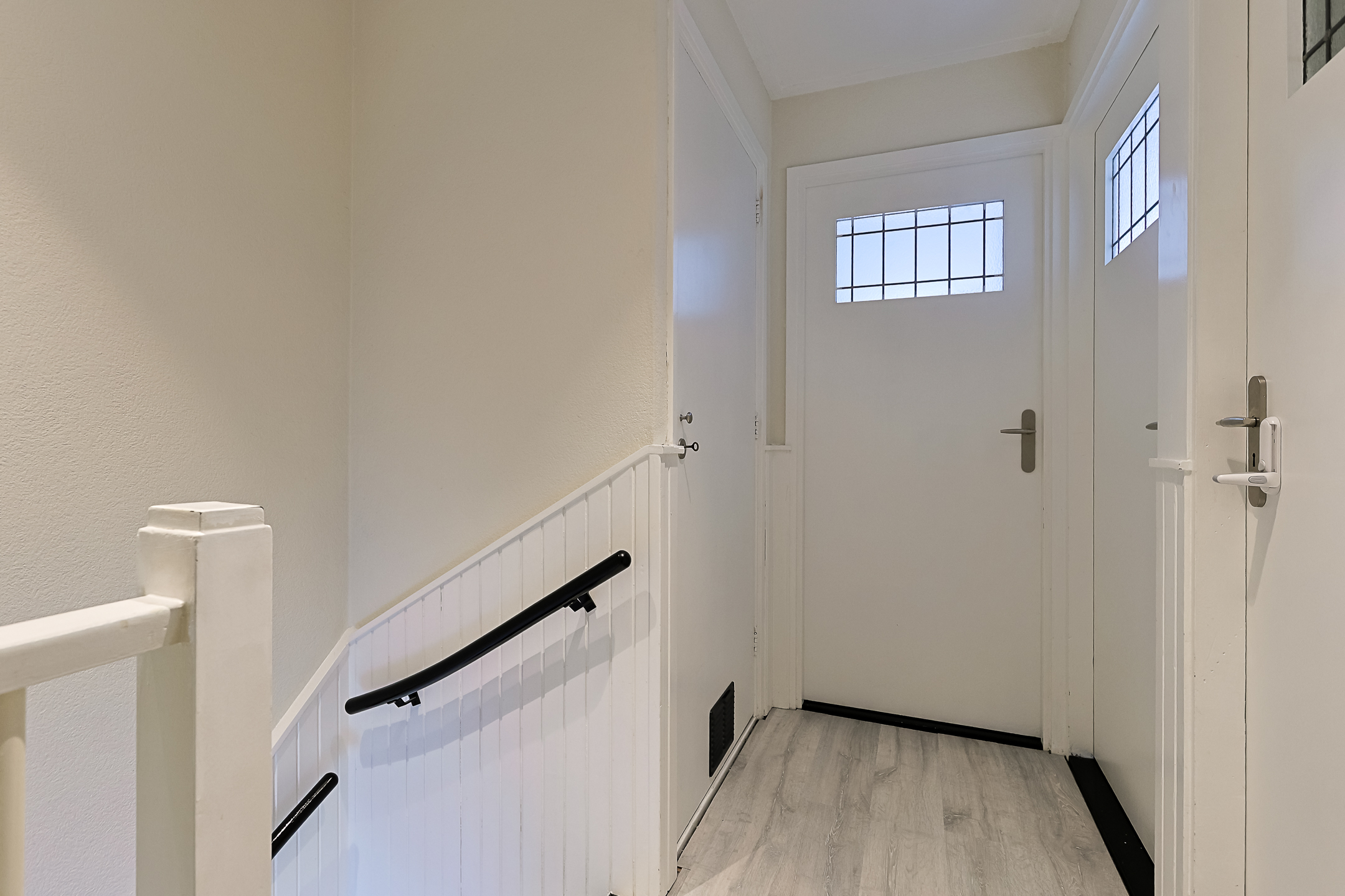 Eengezinswoning Tussenwoning Barentszstraat 23, Alphen aan den Rijn