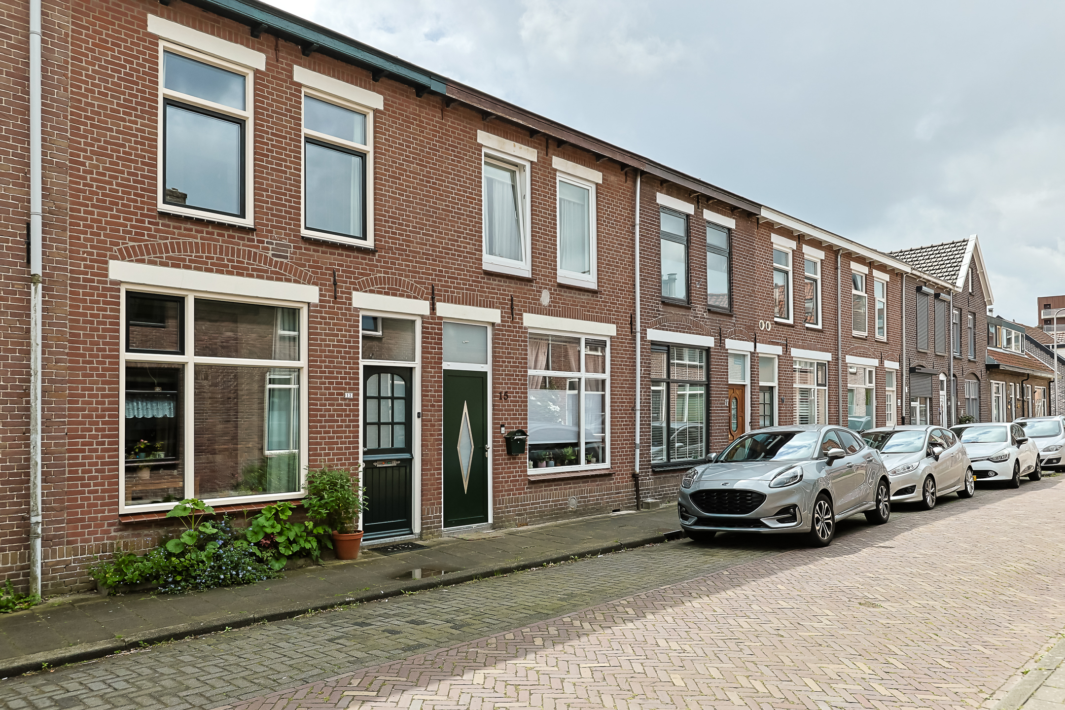 Eengezinswoning Tussenwoning Vorselenburgstraat 13, Alphen aan den Rijn