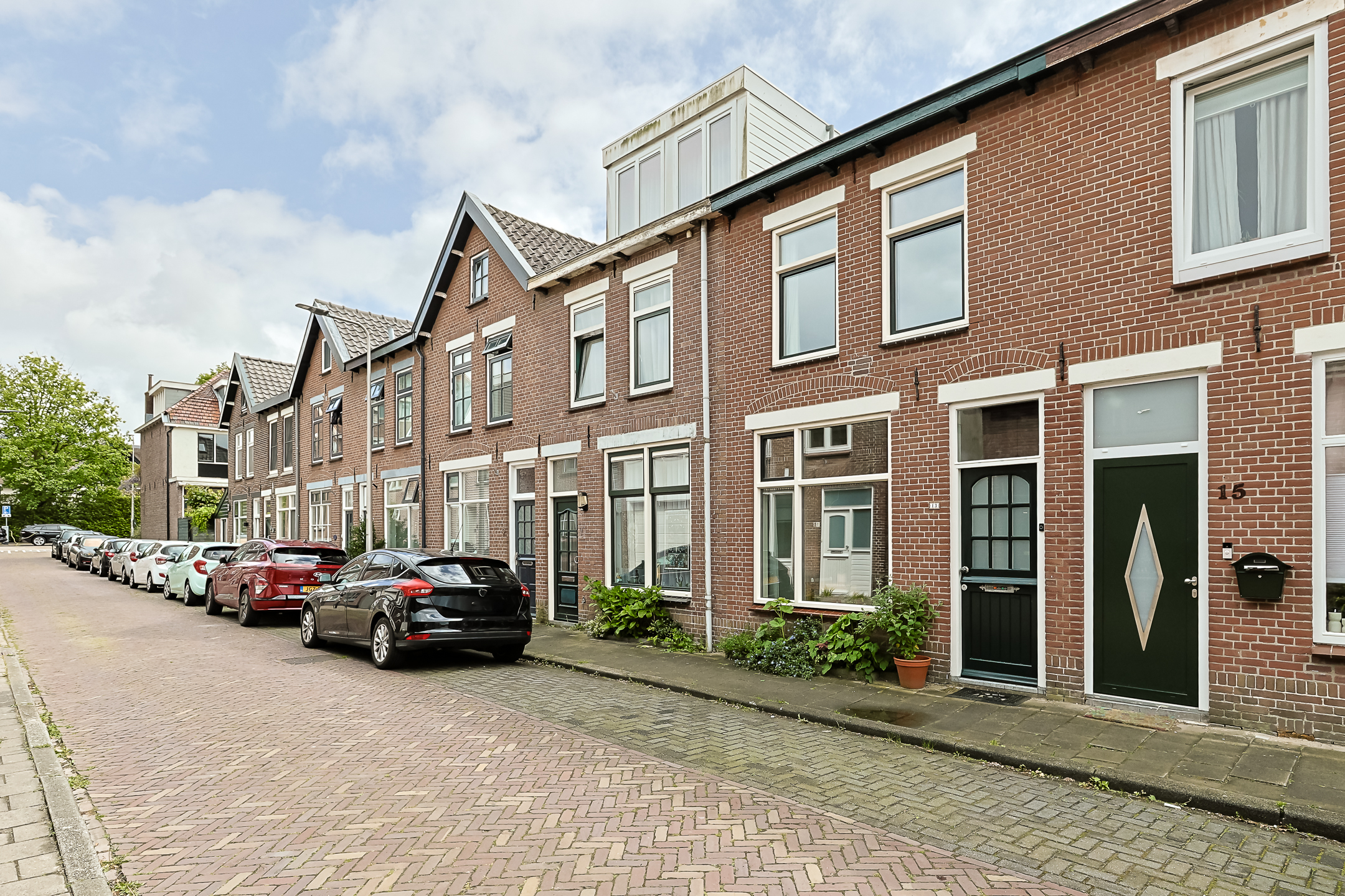 Eengezinswoning Tussenwoning Vorselenburgstraat 13, Alphen aan den Rijn