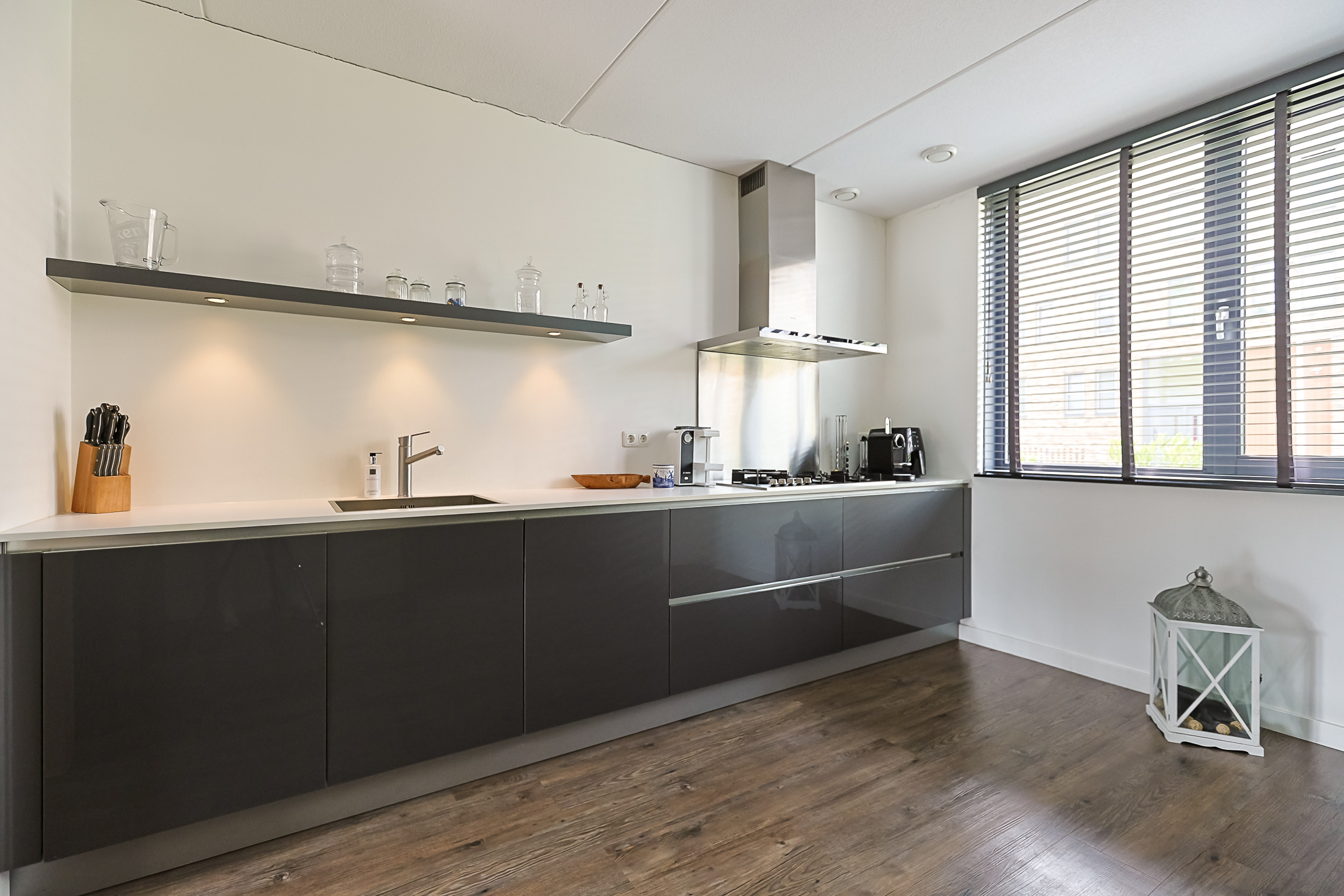 Eengezinswoning Twee onder een kapwoning Lisdodde 92, Alphen aan den Rijn