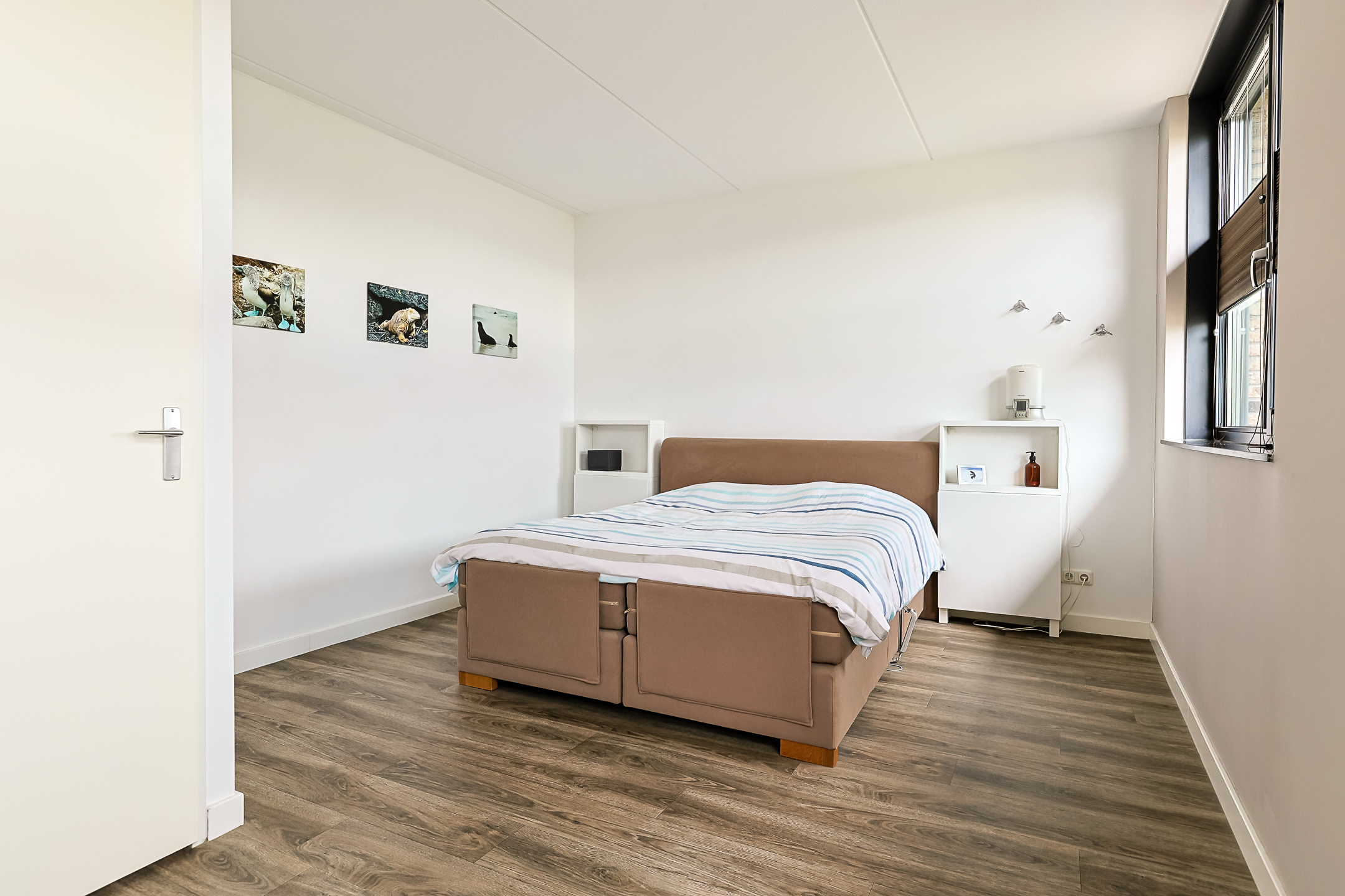 Eengezinswoning Twee onder een kapwoning Lisdodde 92, Alphen aan den Rijn