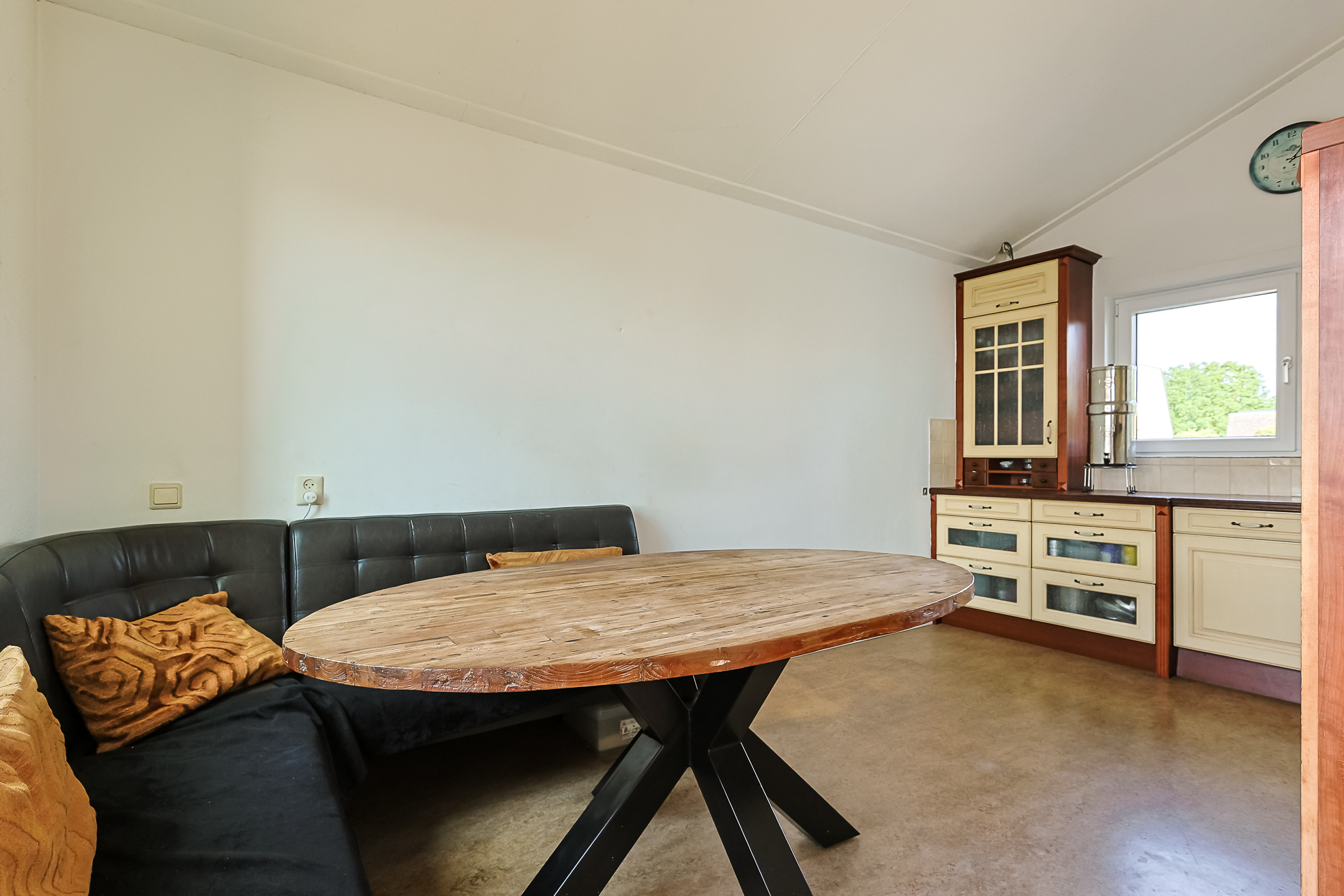 Eengezinswoning Tussenwoning Schoener 22, Alphen aan den Rijn