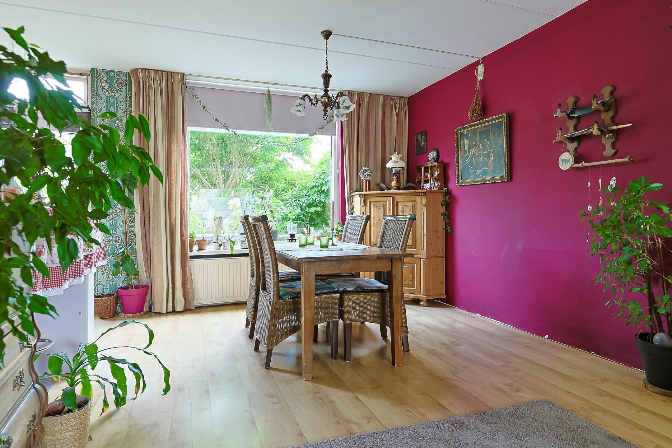 Eengezinswoning Tussenwoning Sandenburg 55, Alphen aan den Rijn