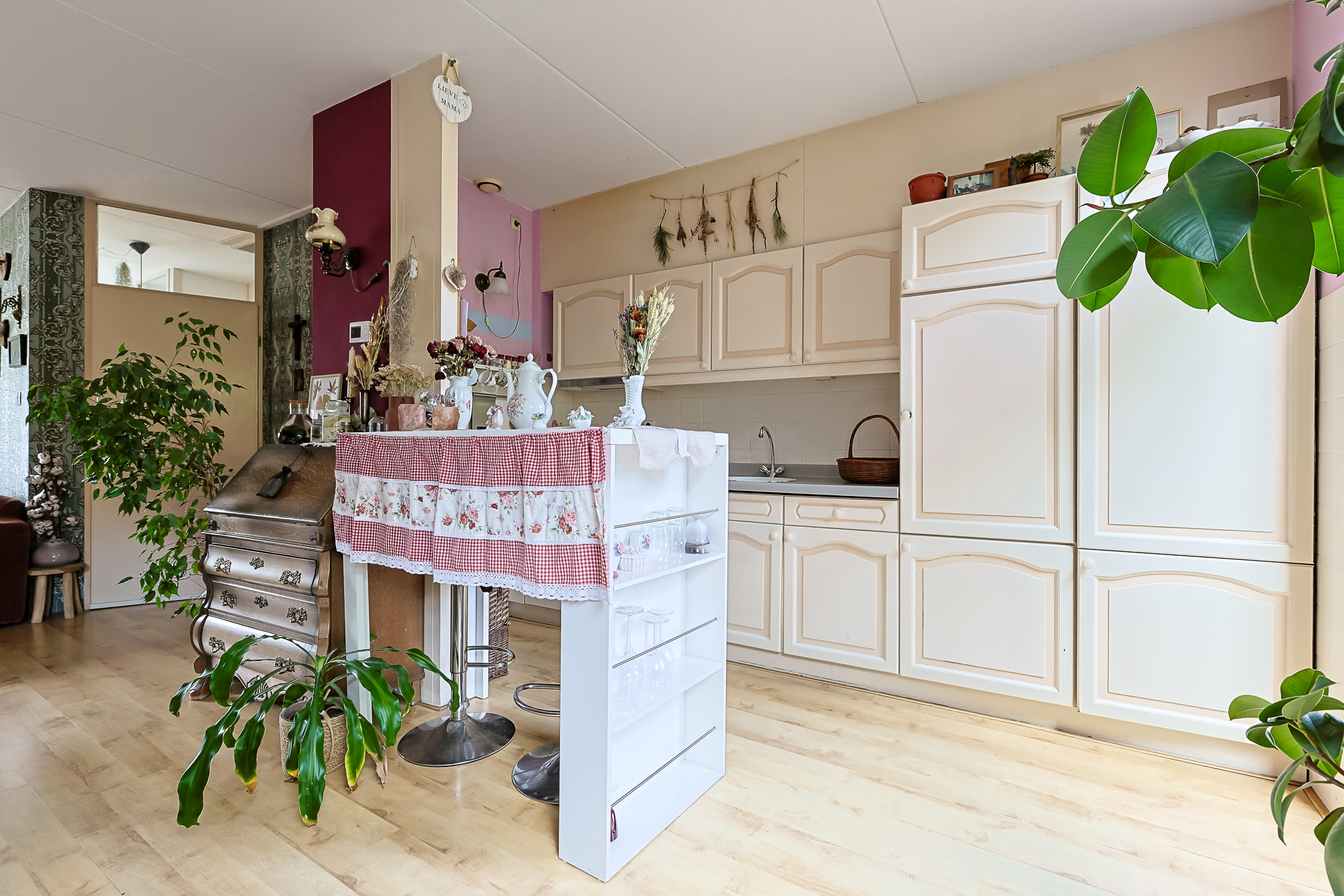 Eengezinswoning Tussenwoning Sandenburg 55, Alphen aan den Rijn