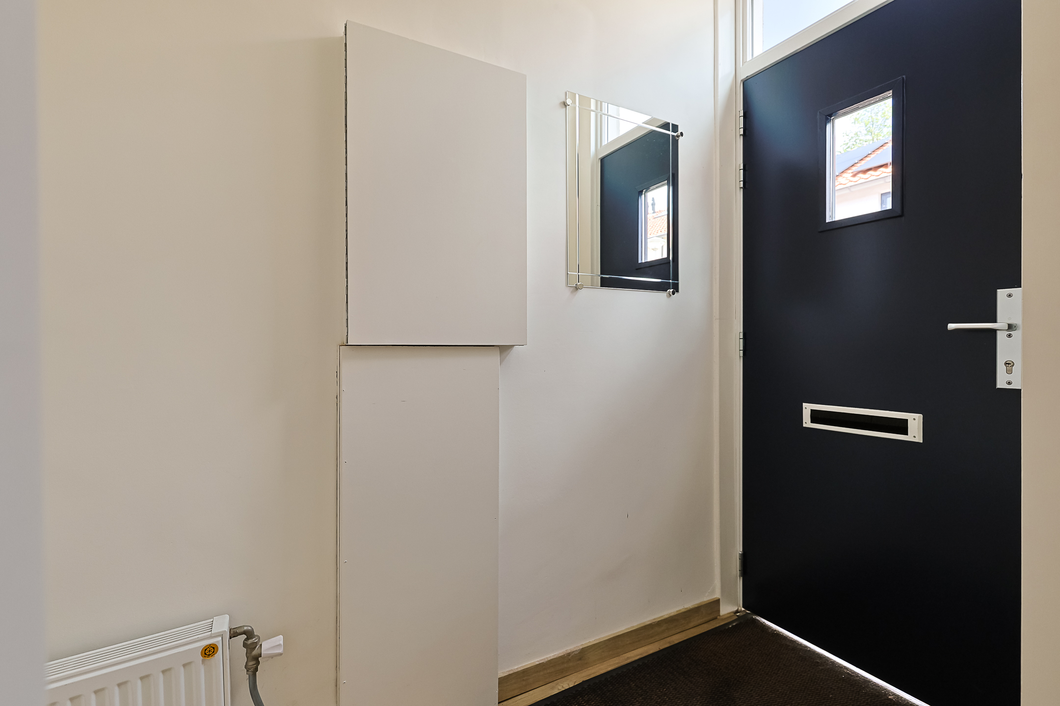 Eengezinswoning Tussenwoning Raadwijkstraat 11, Alphen aan den Rijn
