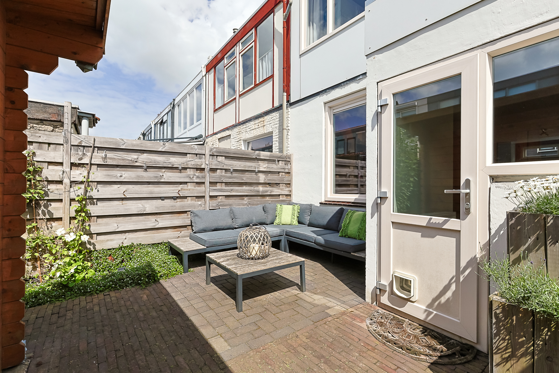Eengezinswoning Tussenwoning Raadwijkstraat 11, Alphen aan den Rijn