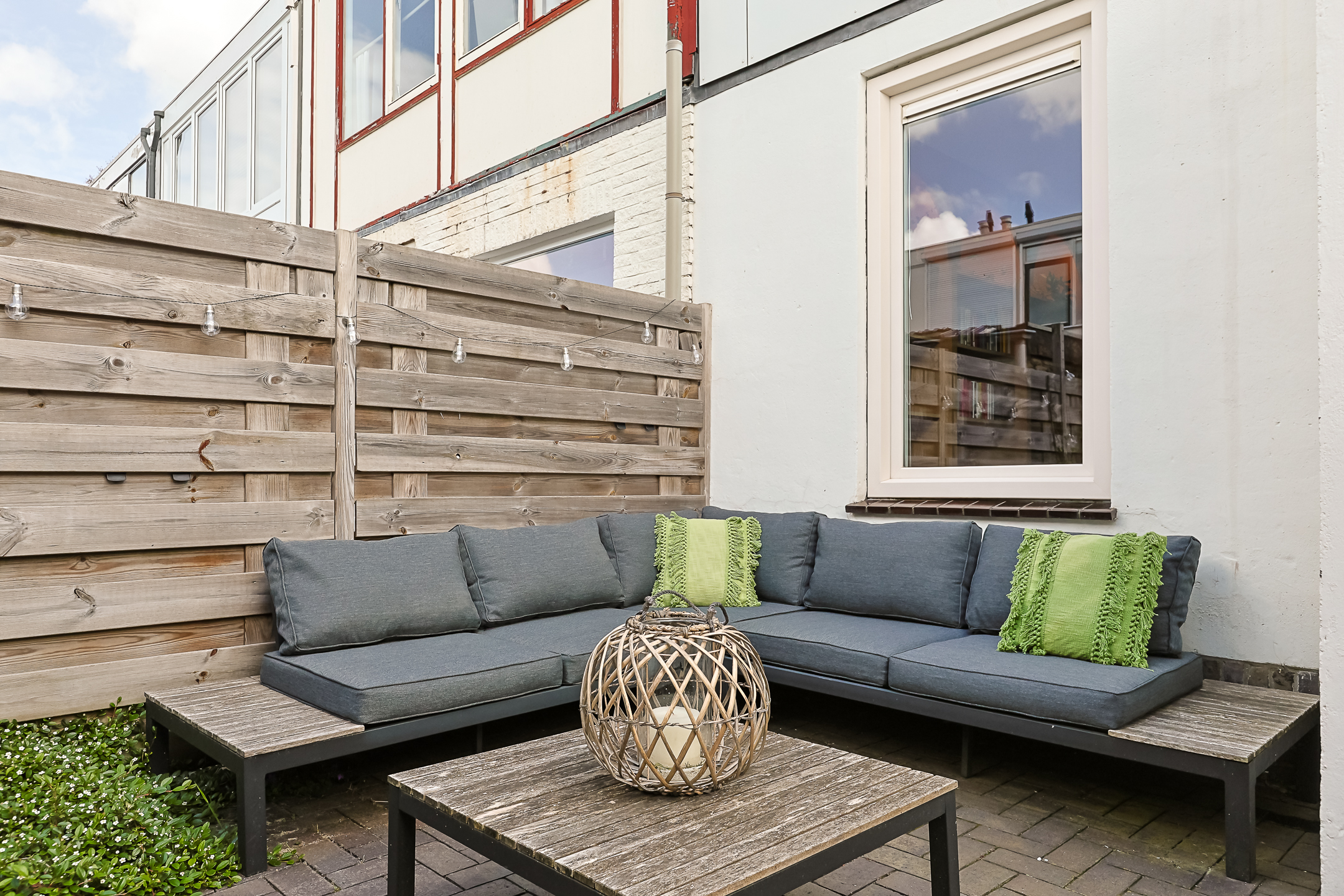 Eengezinswoning Tussenwoning Raadwijkstraat 11, Alphen aan den Rijn