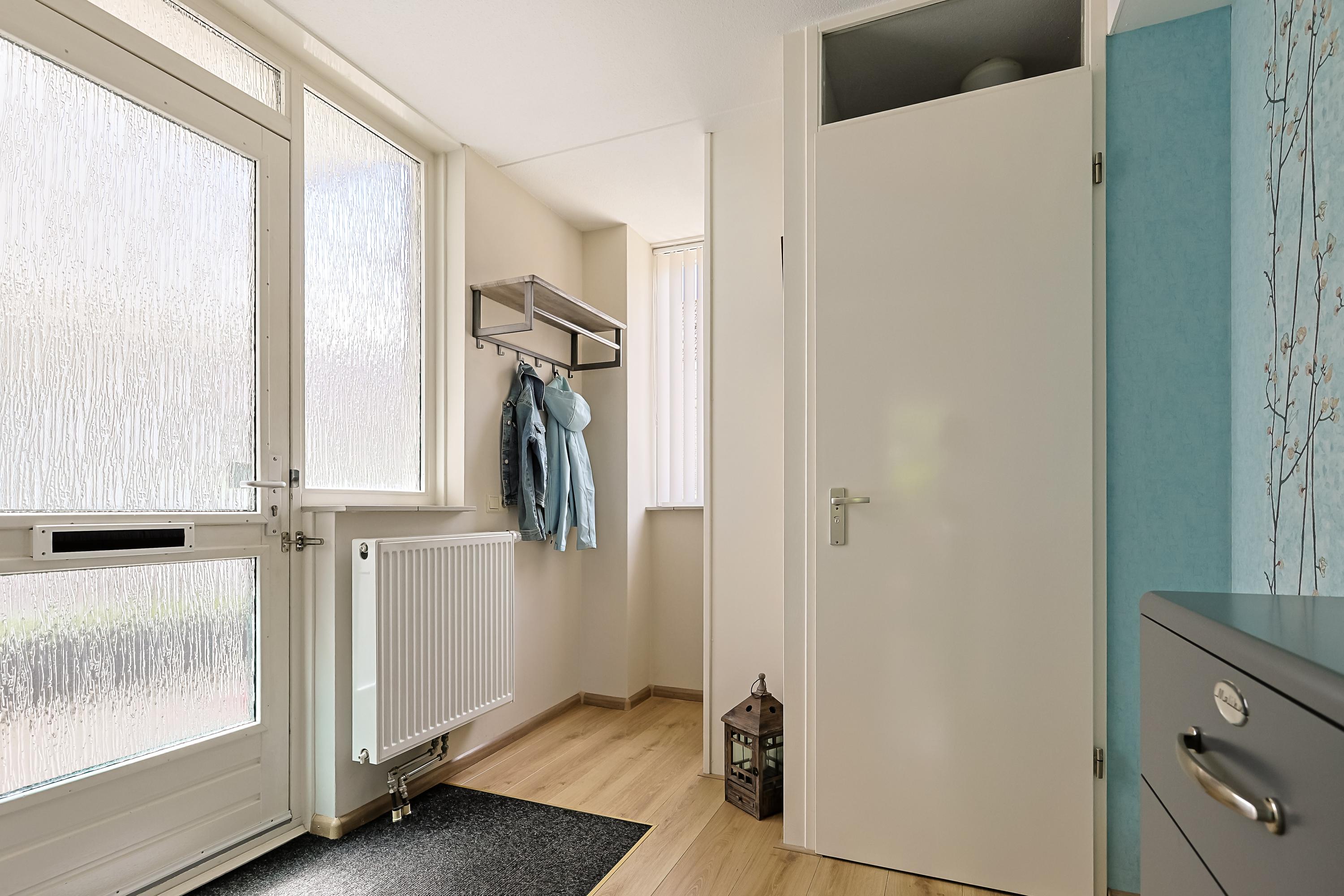 Eengezinswoning Geschakelde woning Alida De Jongstraat 15, Alphen aan den Rijn