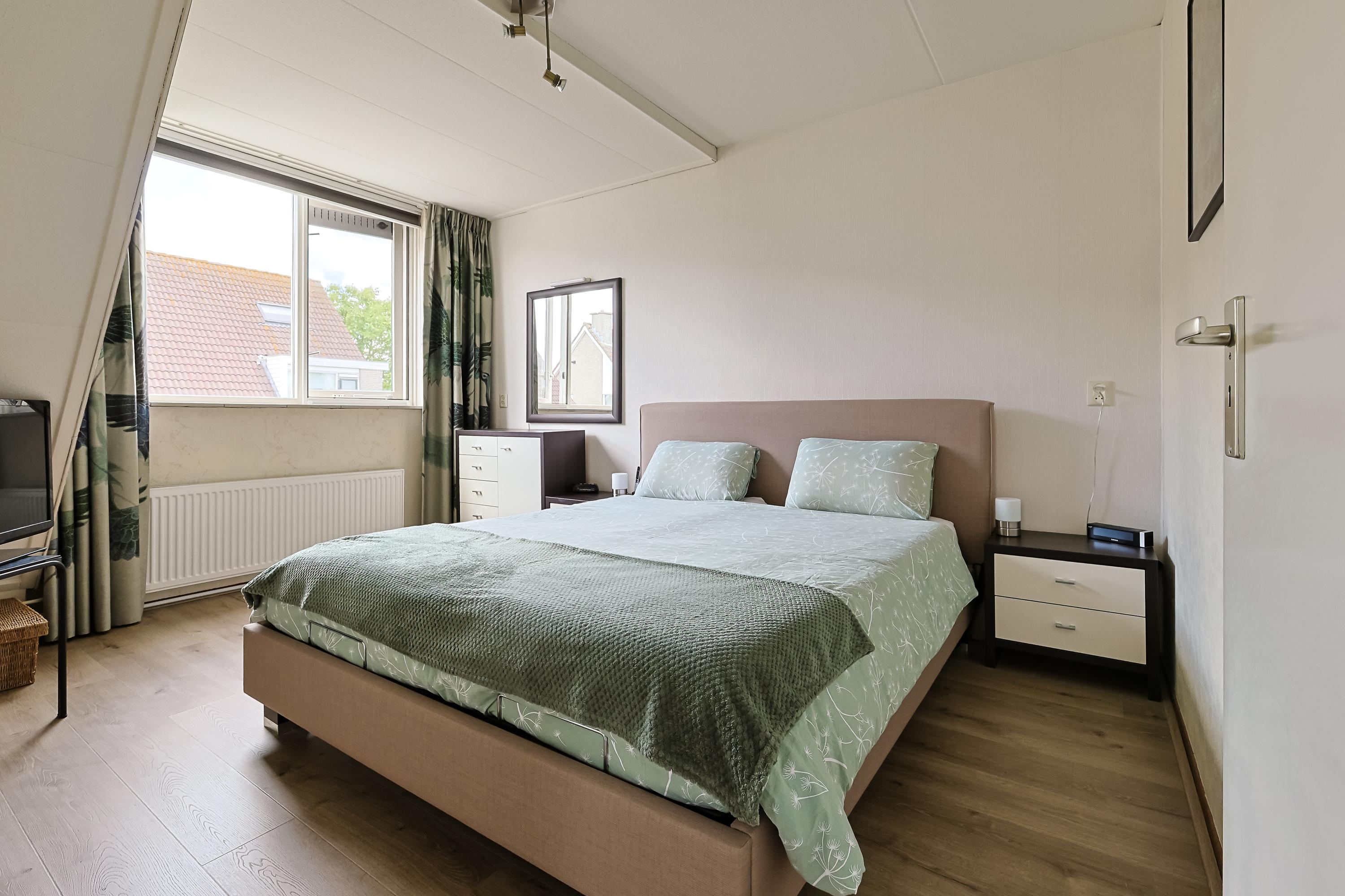 Eengezinswoning Geschakelde woning Alida De Jongstraat 15, Alphen aan den Rijn