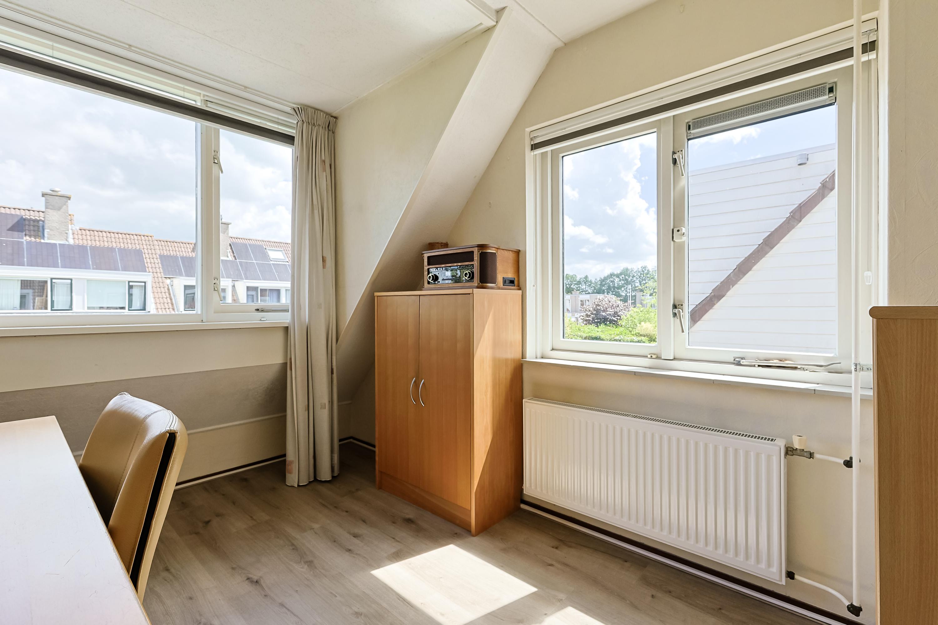 Eengezinswoning Geschakelde woning Alida De Jongstraat 15, Alphen aan den Rijn