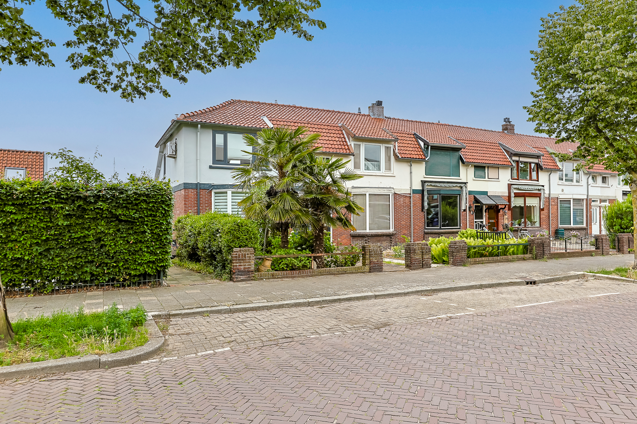 Eengezinswoning Eindwoning Emmalaan 47, Alphen aan den Rijn