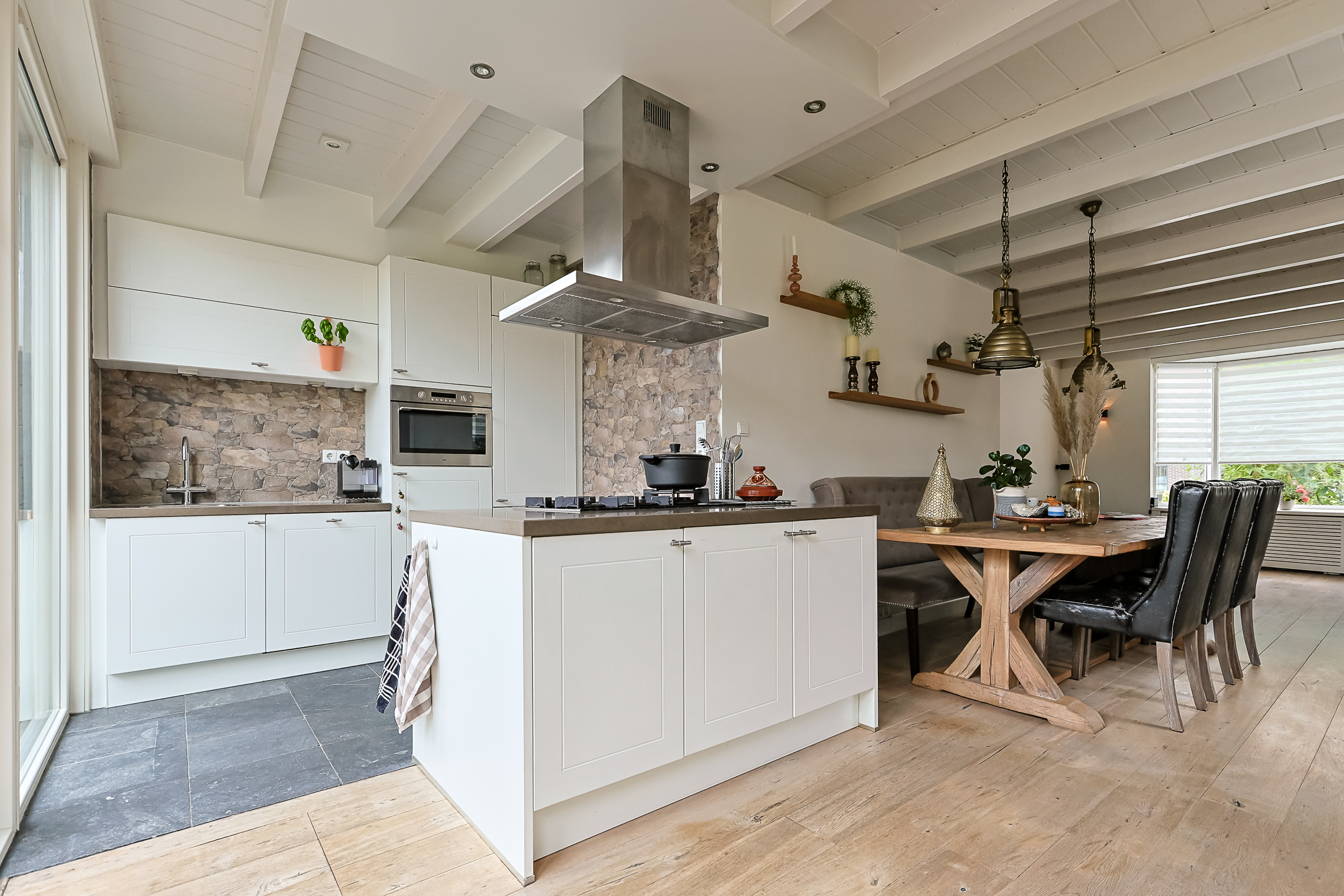 Eengezinswoning Eindwoning Emmalaan 47, Alphen aan den Rijn