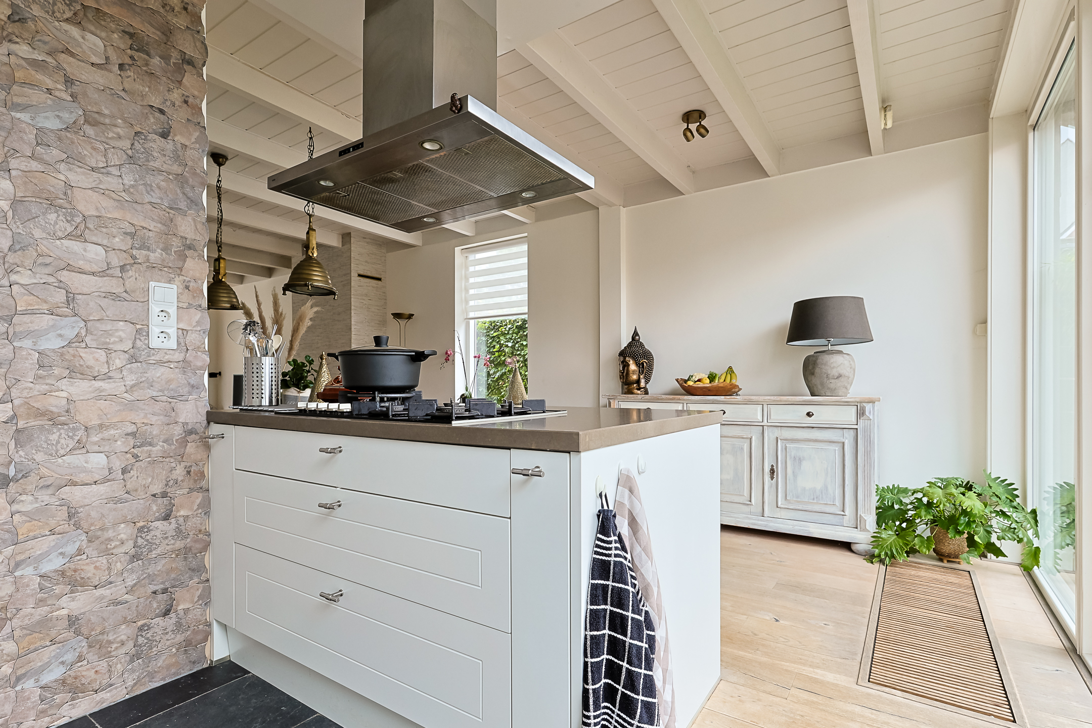 Eengezinswoning Eindwoning Emmalaan 47, Alphen aan den Rijn