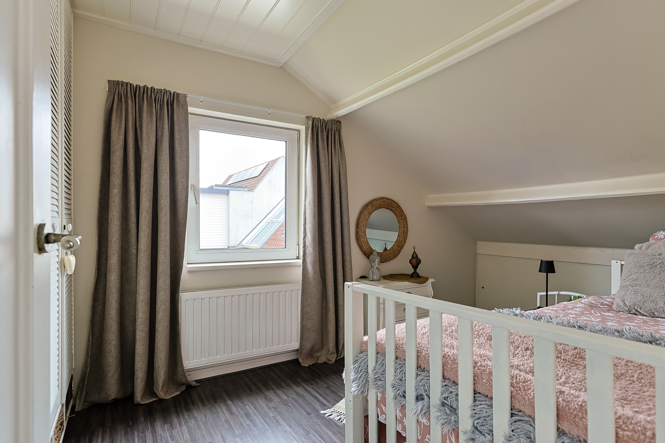 Eengezinswoning Eindwoning Emmalaan 47, Alphen aan den Rijn