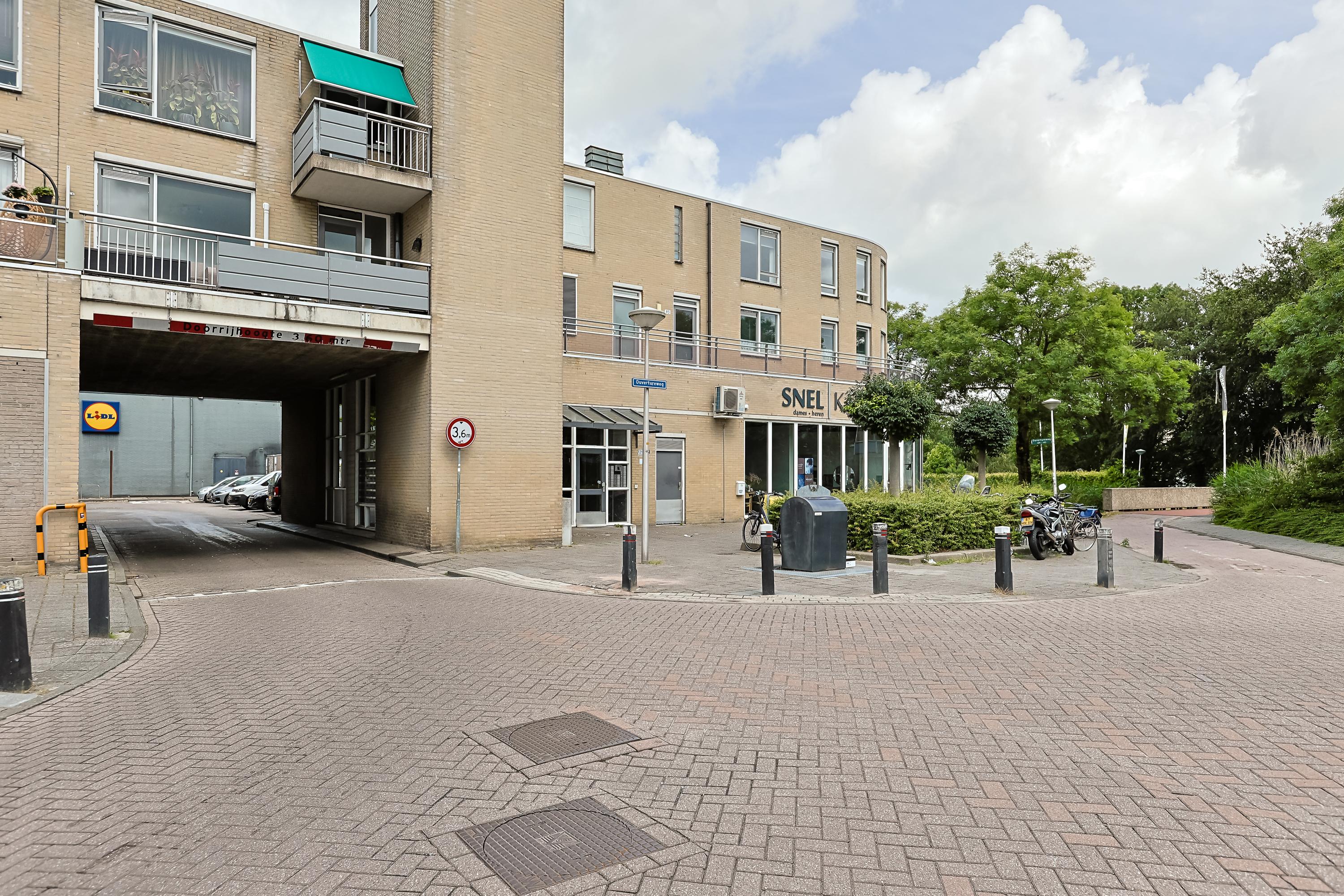 Galerijflat Appartement Ouvertureweg 95, Alphen aan den Rijn
