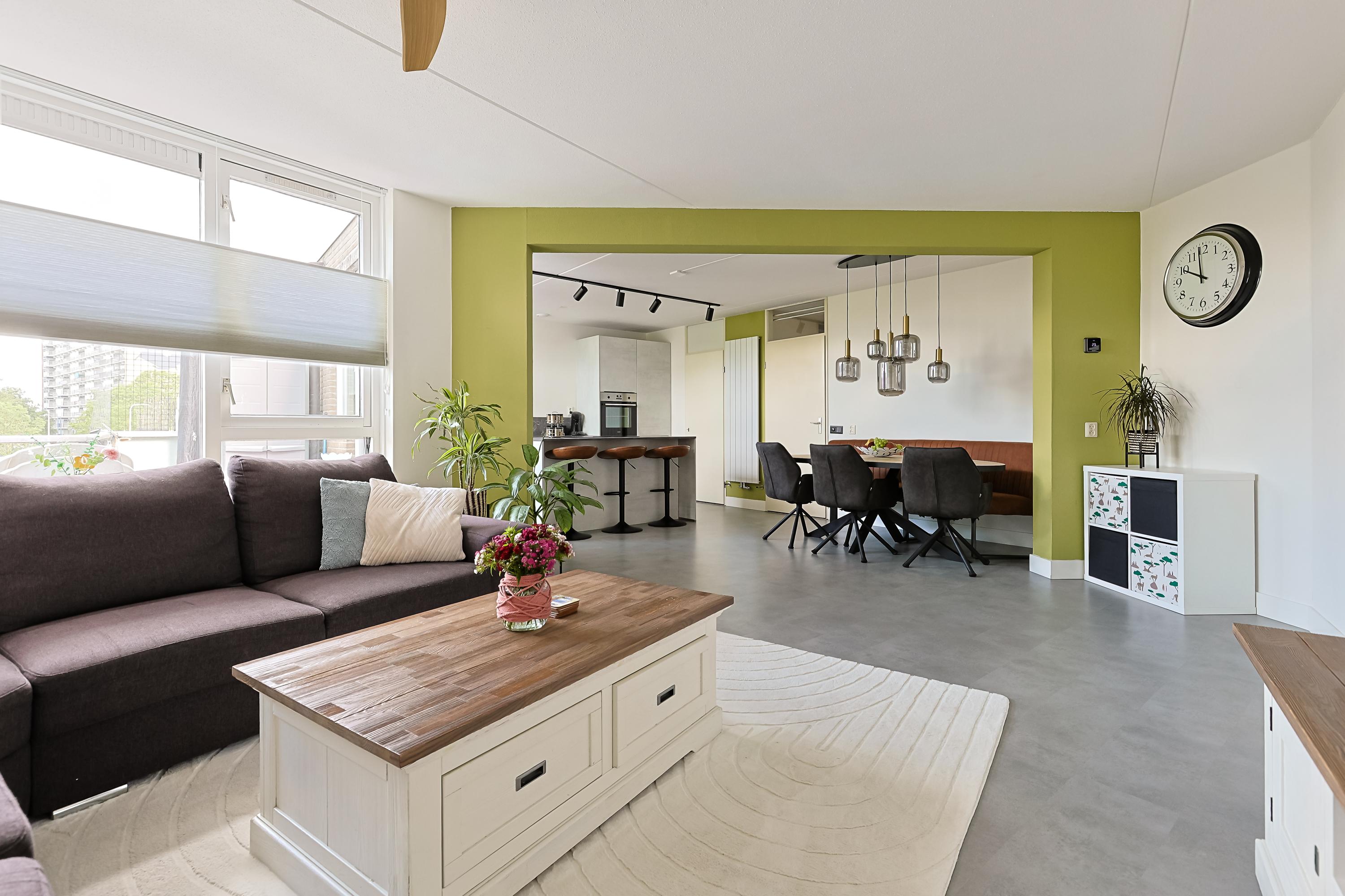 Galerijflat Appartement Ouvertureweg 95, Alphen aan den Rijn