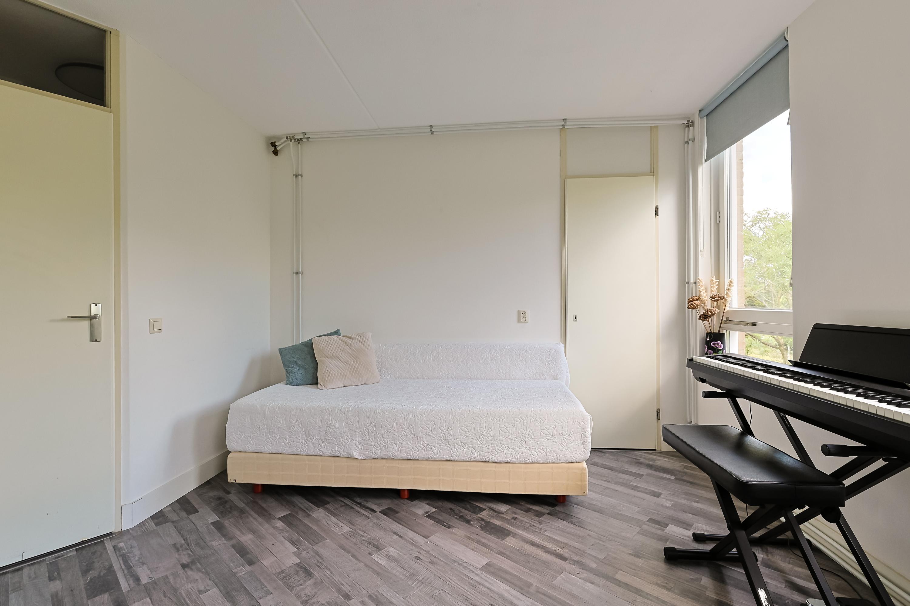 Galerijflat Appartement Ouvertureweg 95, Alphen aan den Rijn