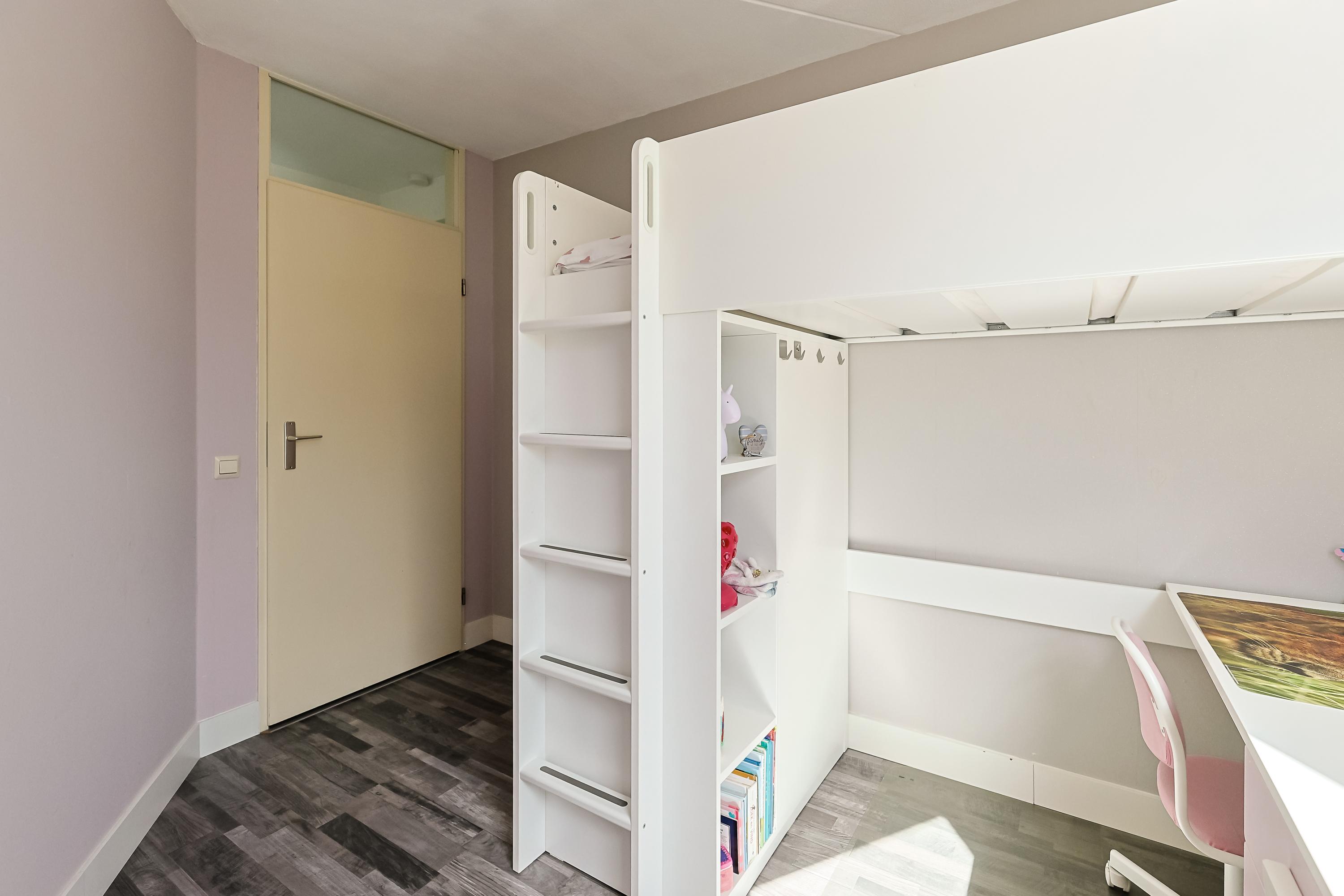 Galerijflat Appartement Ouvertureweg 95, Alphen aan den Rijn