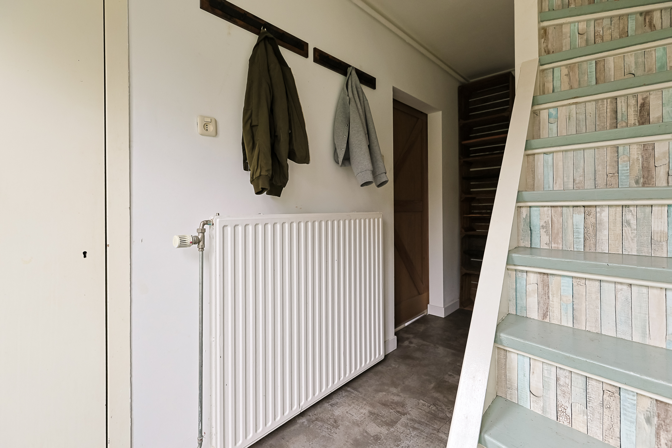 Eengezinswoning Tussenwoning Kerklaan 37, Koudekerk aan den Rijn