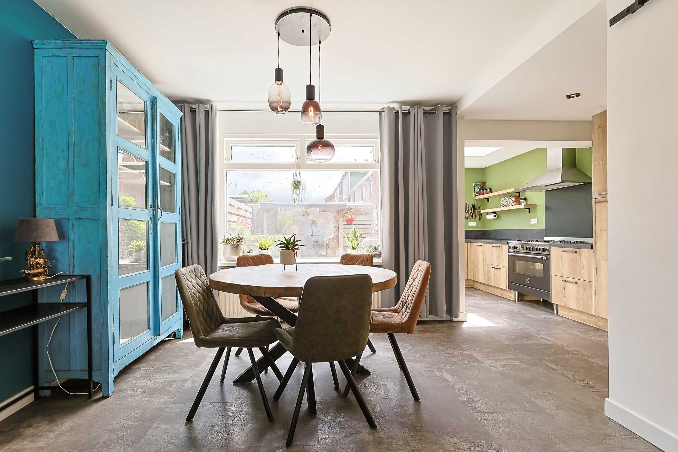 Eengezinswoning Tussenwoning Kerklaan 37, Koudekerk aan den Rijn