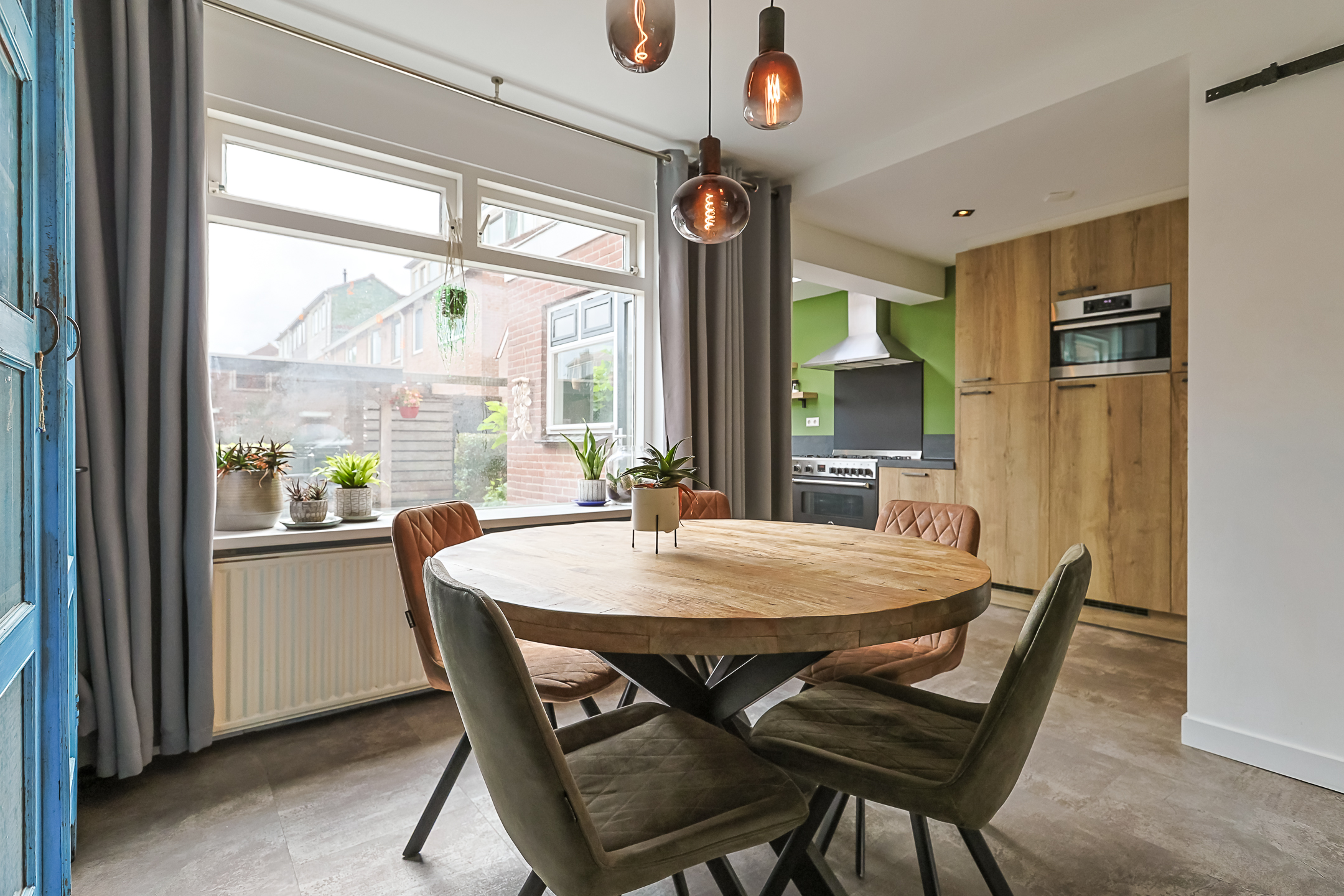 Eengezinswoning Tussenwoning Kerklaan 37, Koudekerk aan den Rijn