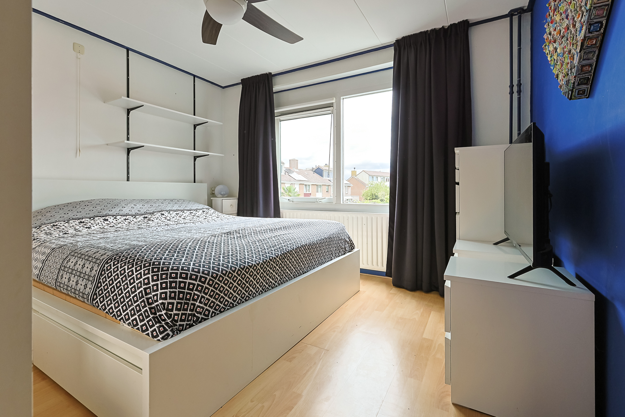Eengezinswoning Tussenwoning Kerklaan 37, Koudekerk aan den Rijn