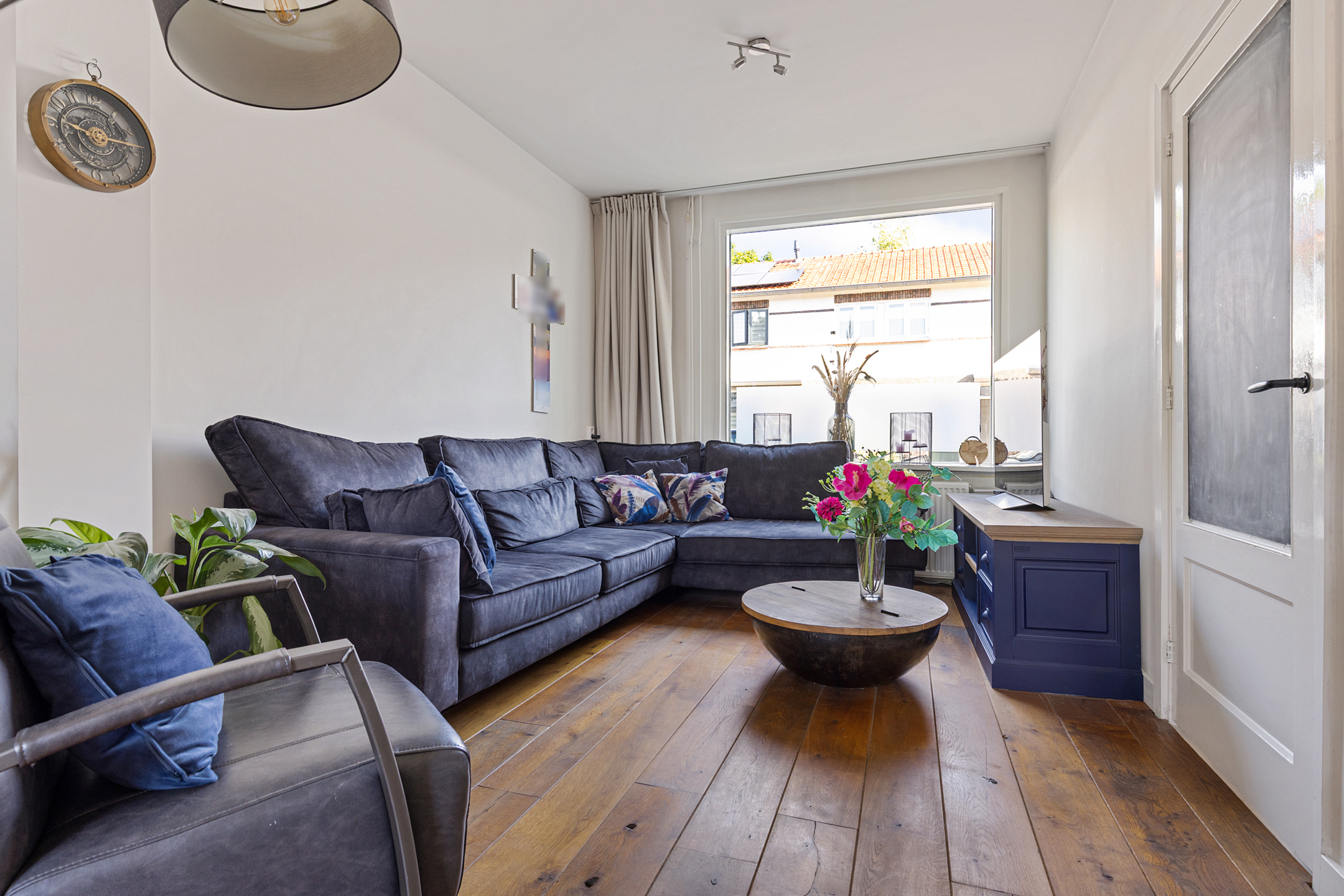 Eengezinswoning Tussenwoning Leliestraat 22, Alphen aan den Rijn