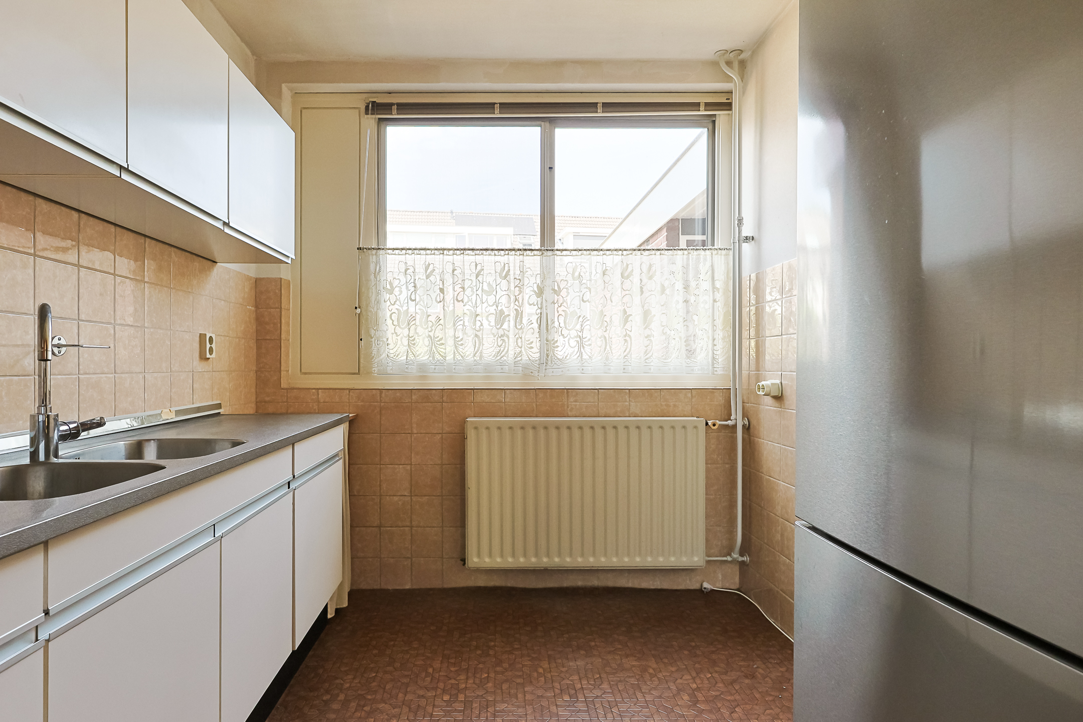 Eengezinswoning Geschakelde woning De Tas 16, Koudekerk aan den Rijn