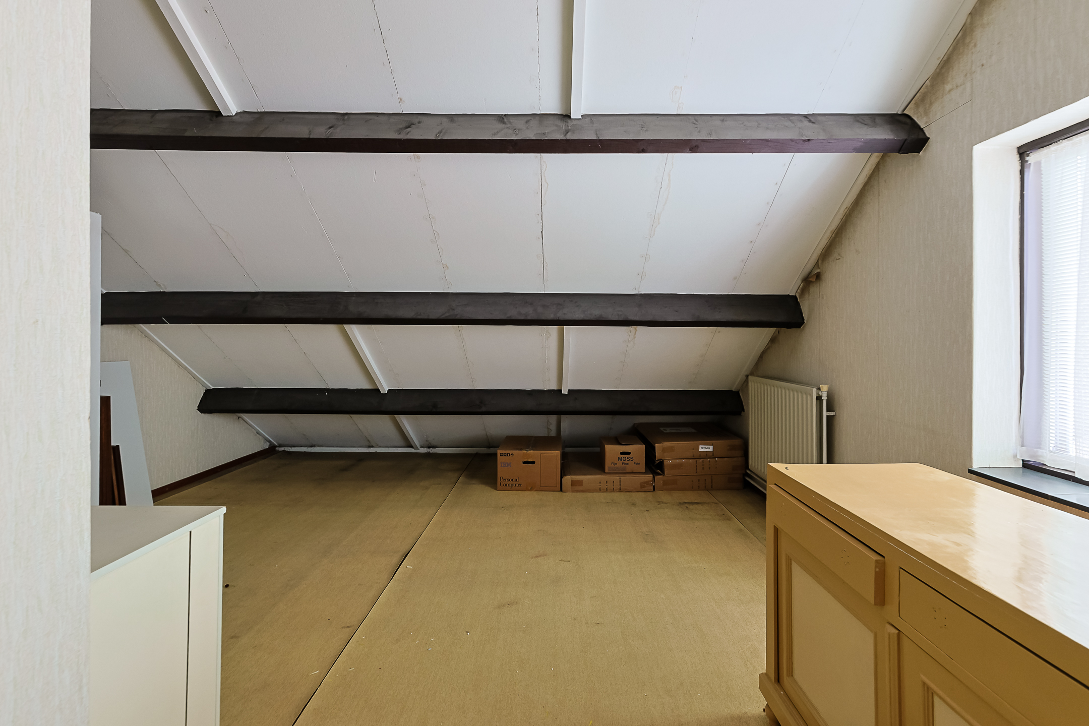 Eengezinswoning Geschakelde woning De Tas 16, Koudekerk aan den Rijn