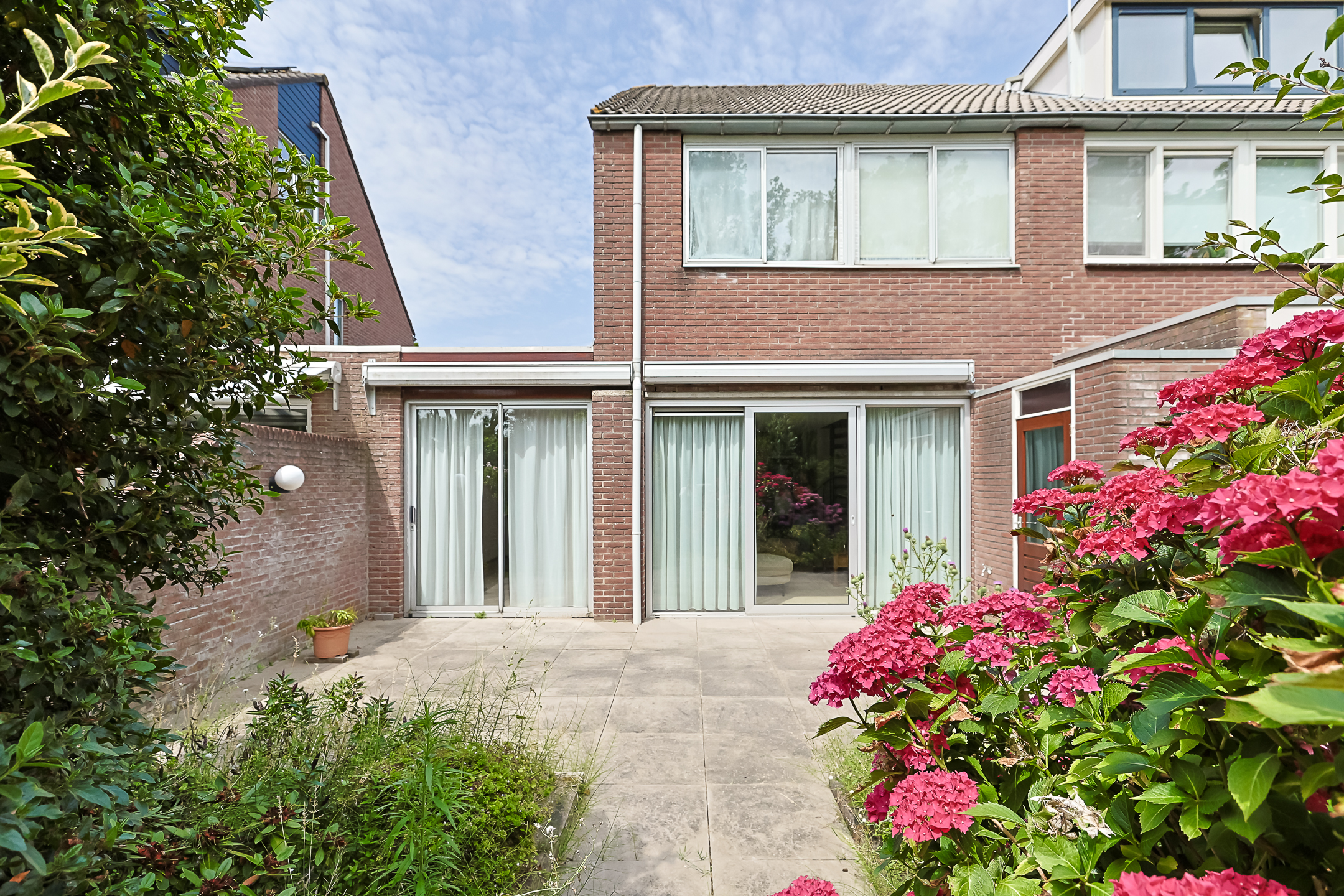 Eengezinswoning Geschakelde woning De Tas 16, Koudekerk aan den Rijn