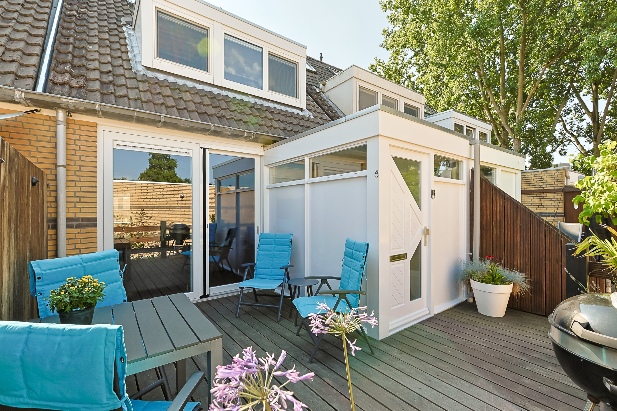 Eengezinswoning Tussenwoning Leeuwenburg 73, Alphen aan den Rijn