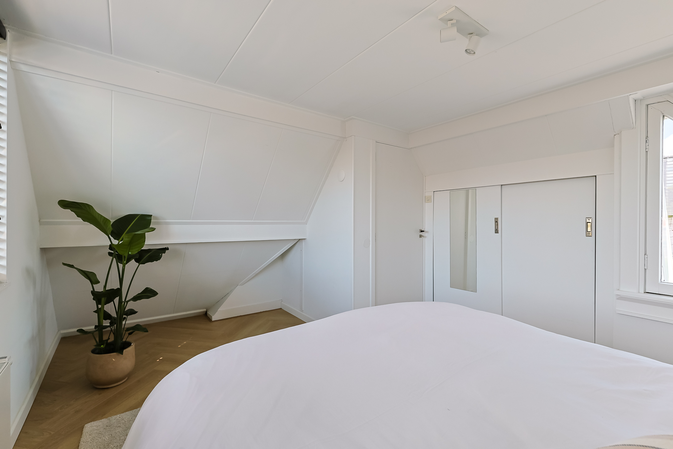 Eengezinswoning Vrijstaande woning Bloemhofstraat 2A, Alphen aan den Rijn