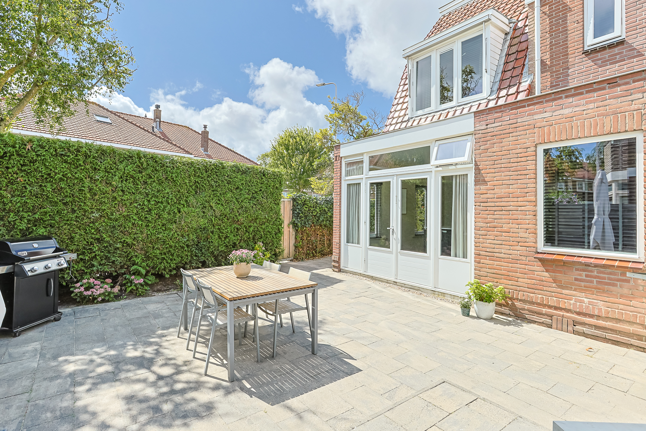 Eengezinswoning Vrijstaande woning Bloemhofstraat 2A, Alphen aan den Rijn