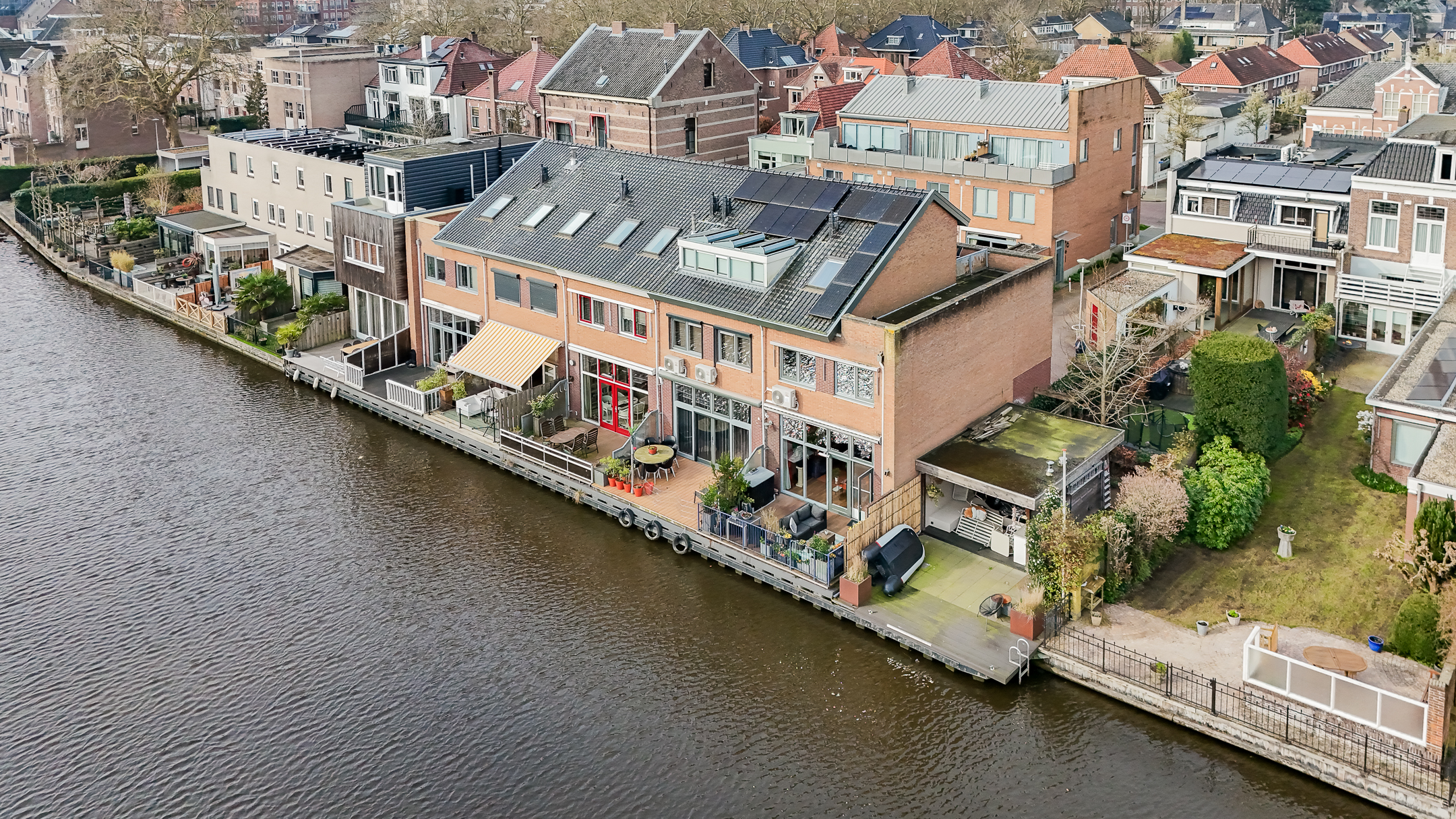 Eengezinswoning Tussenwoning Sint Maartenstraat 12, Alphen aan den Rijn