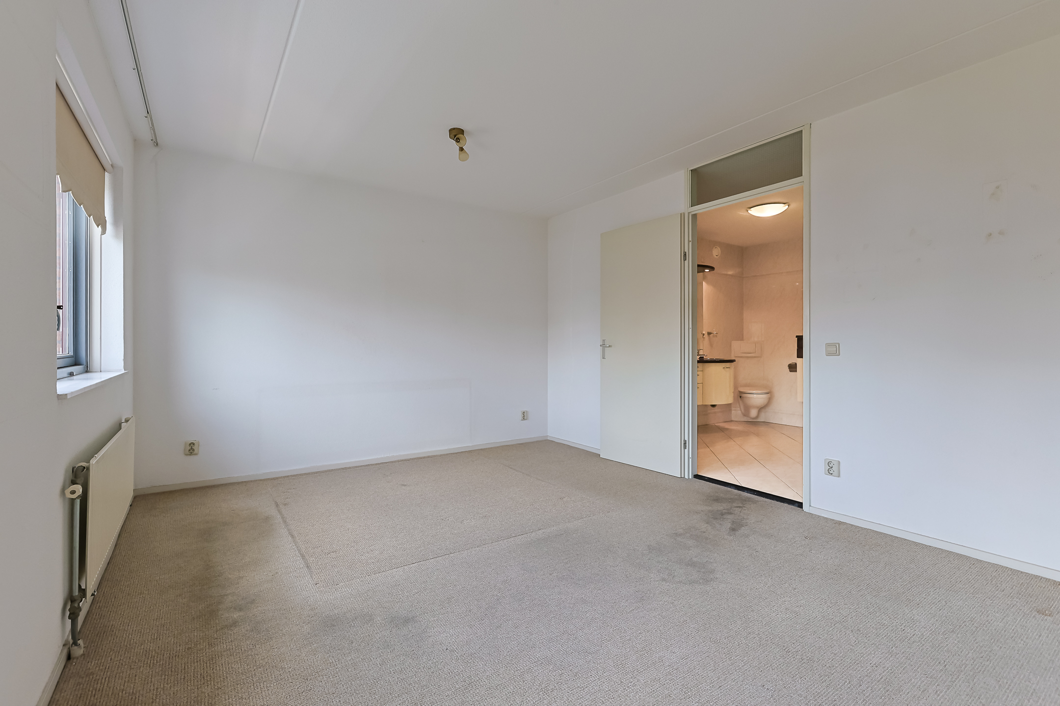 Eengezinswoning Tussenwoning Sint Maartenstraat 12, Alphen aan den Rijn