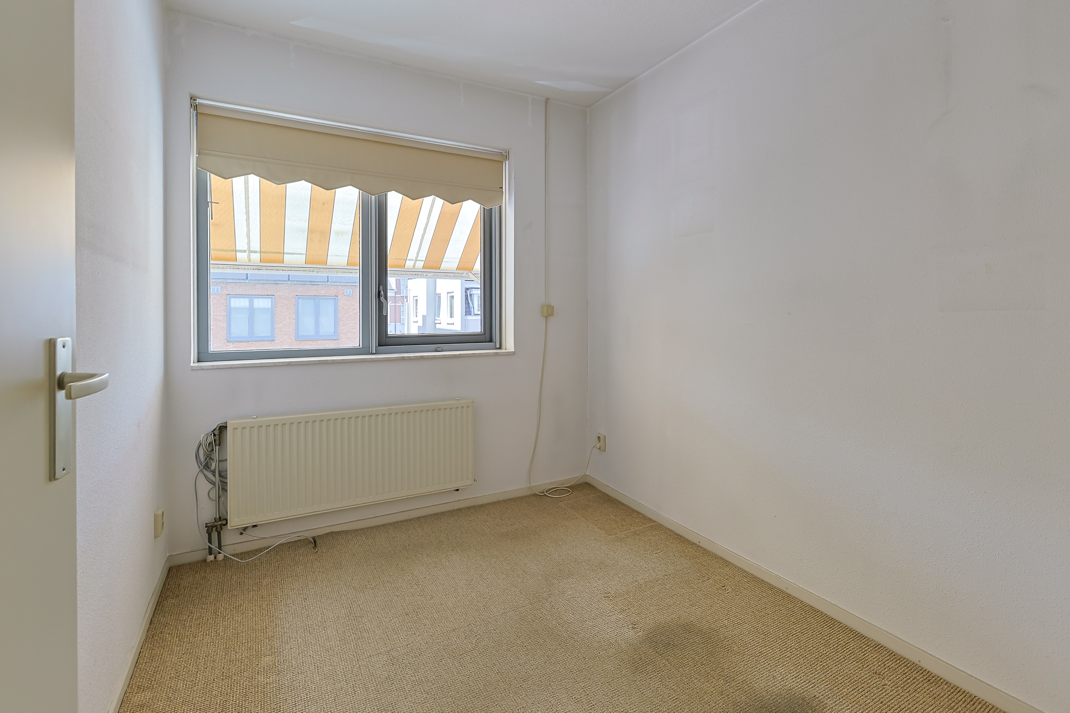 Eengezinswoning Tussenwoning Sint Maartenstraat 12, Alphen aan den Rijn