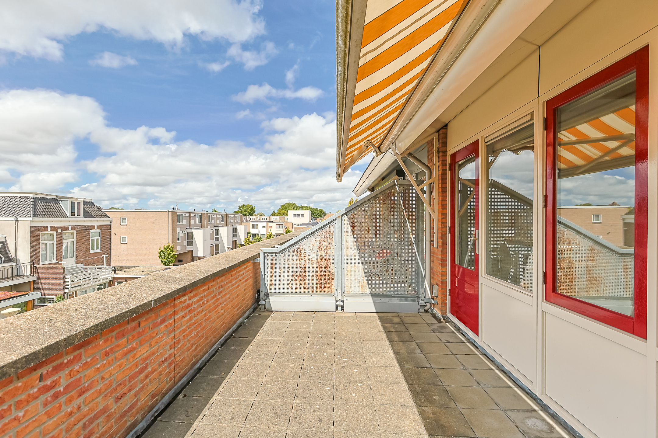 Eengezinswoning Tussenwoning Sint Maartenstraat 12, Alphen aan den Rijn